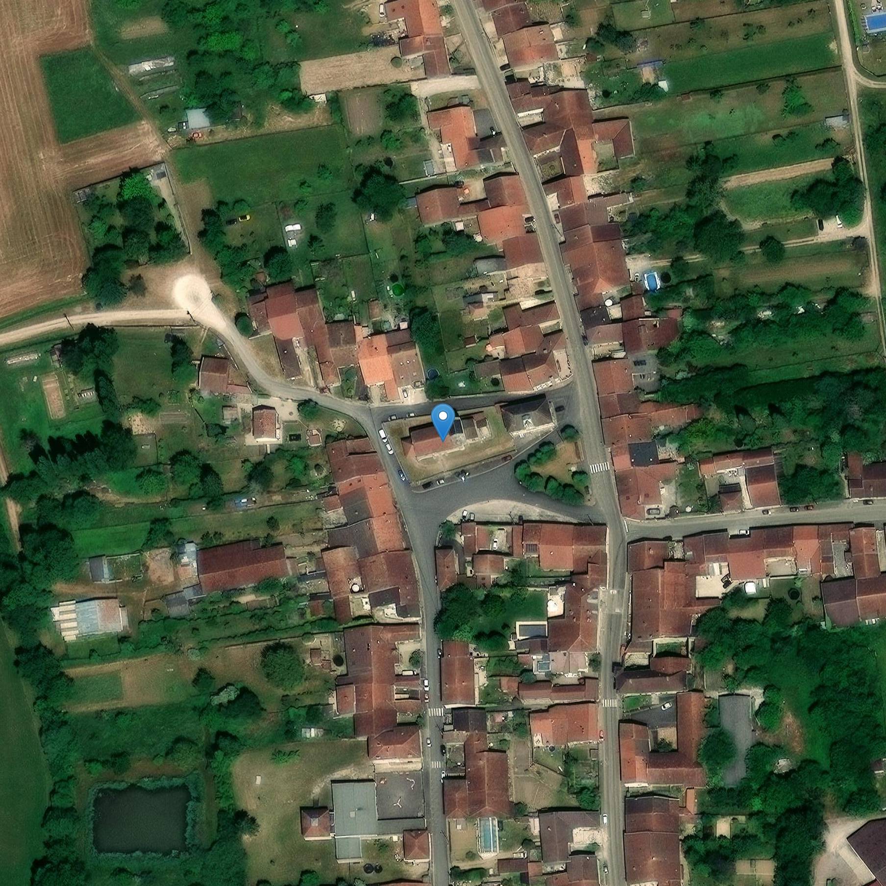 Photo de Kirche der Krippe-de-la-Vierge von Cousancelles