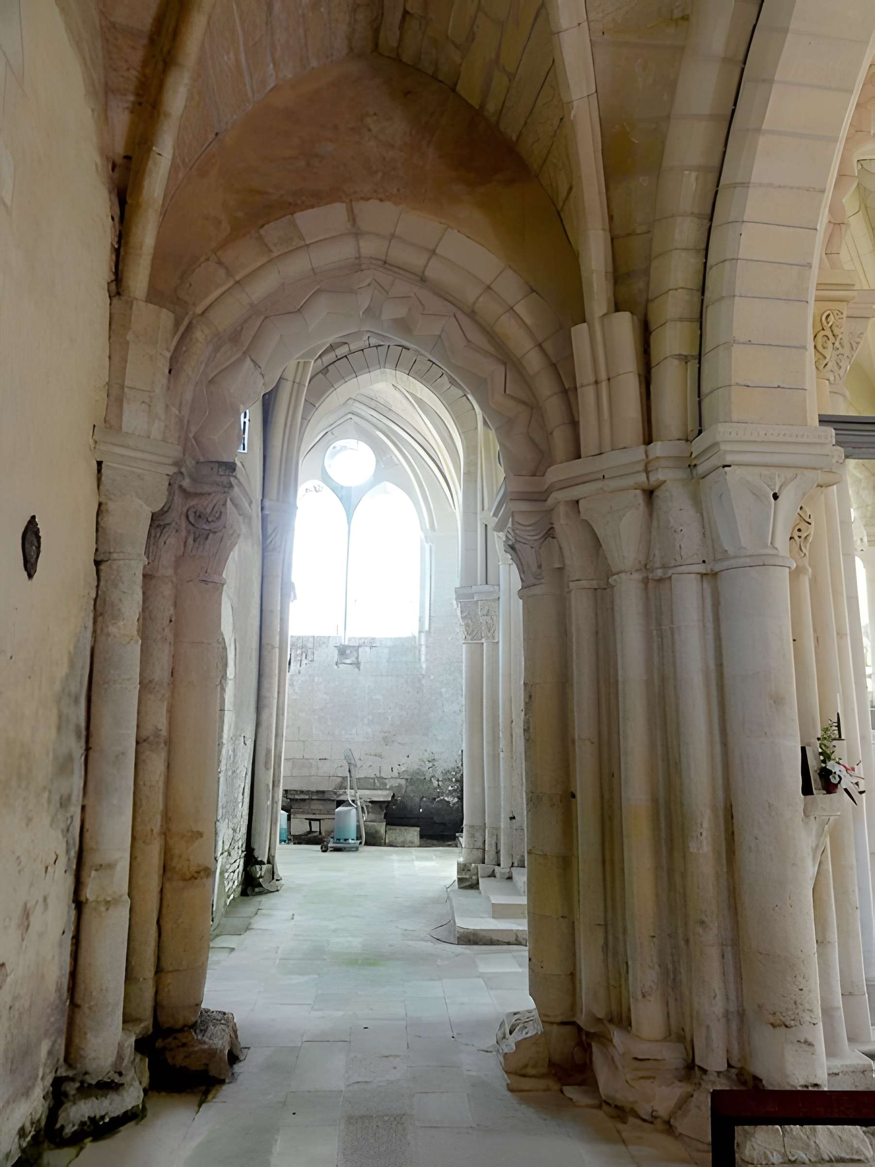 Église Saint-Denis de Foulangues