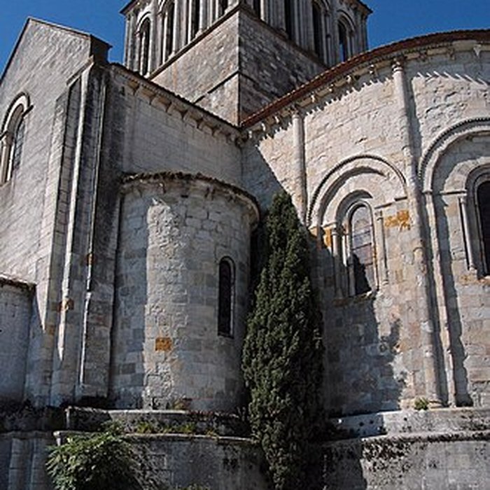 Photo de Église Saint-Denis de Montmoreau-Saint-Cybard