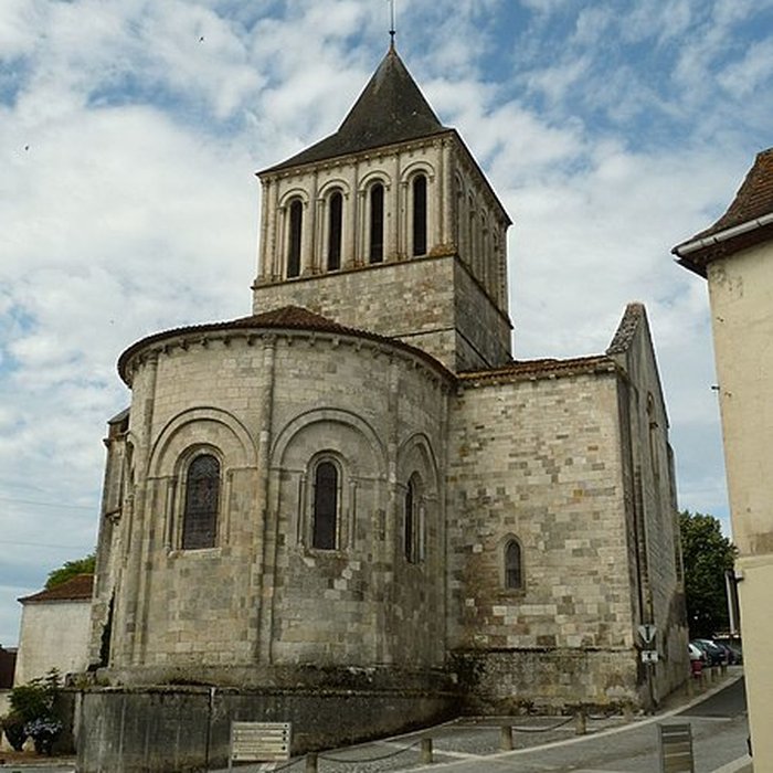 Photo de Église Saint-Denis de Montmoreau-Saint-Cybard