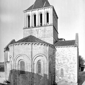 Église Saint-Denis de Montmoreau-Saint-Cybard