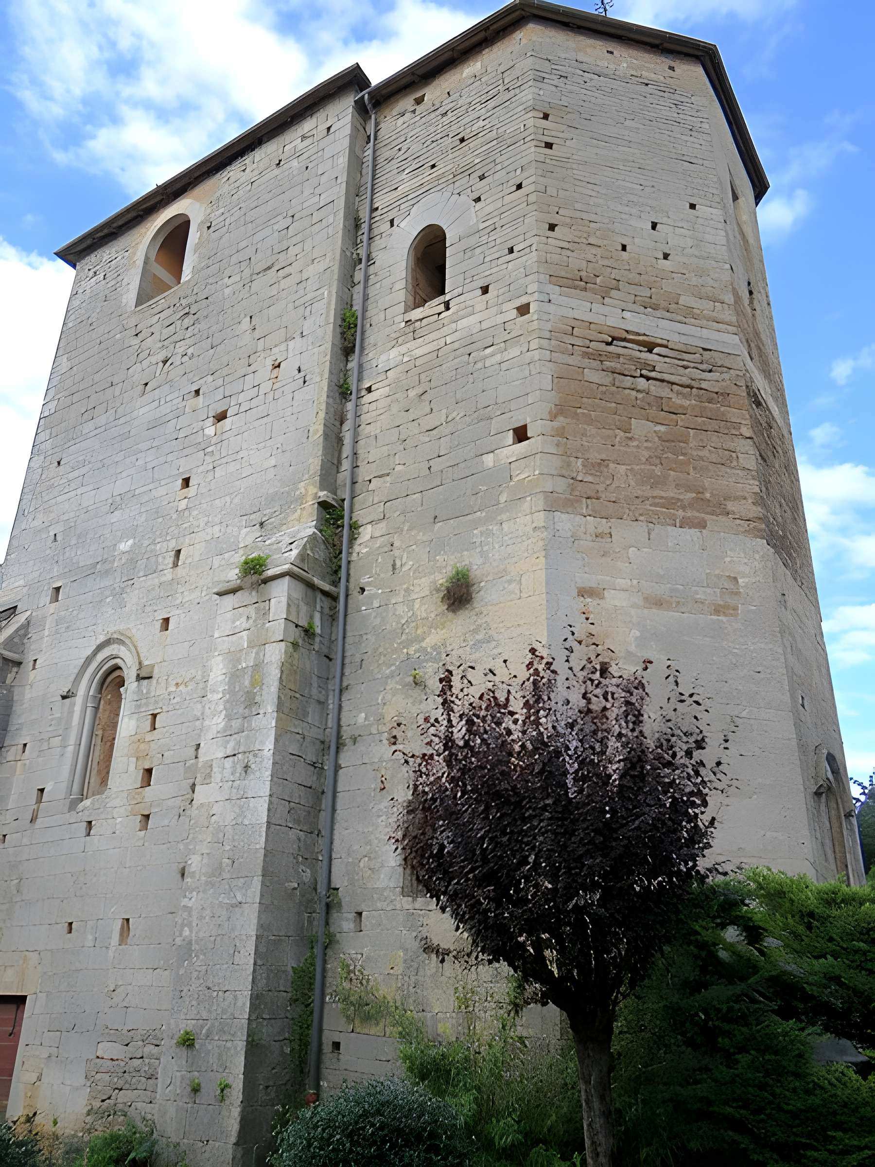 Église Saint-Denis de Nadaillac