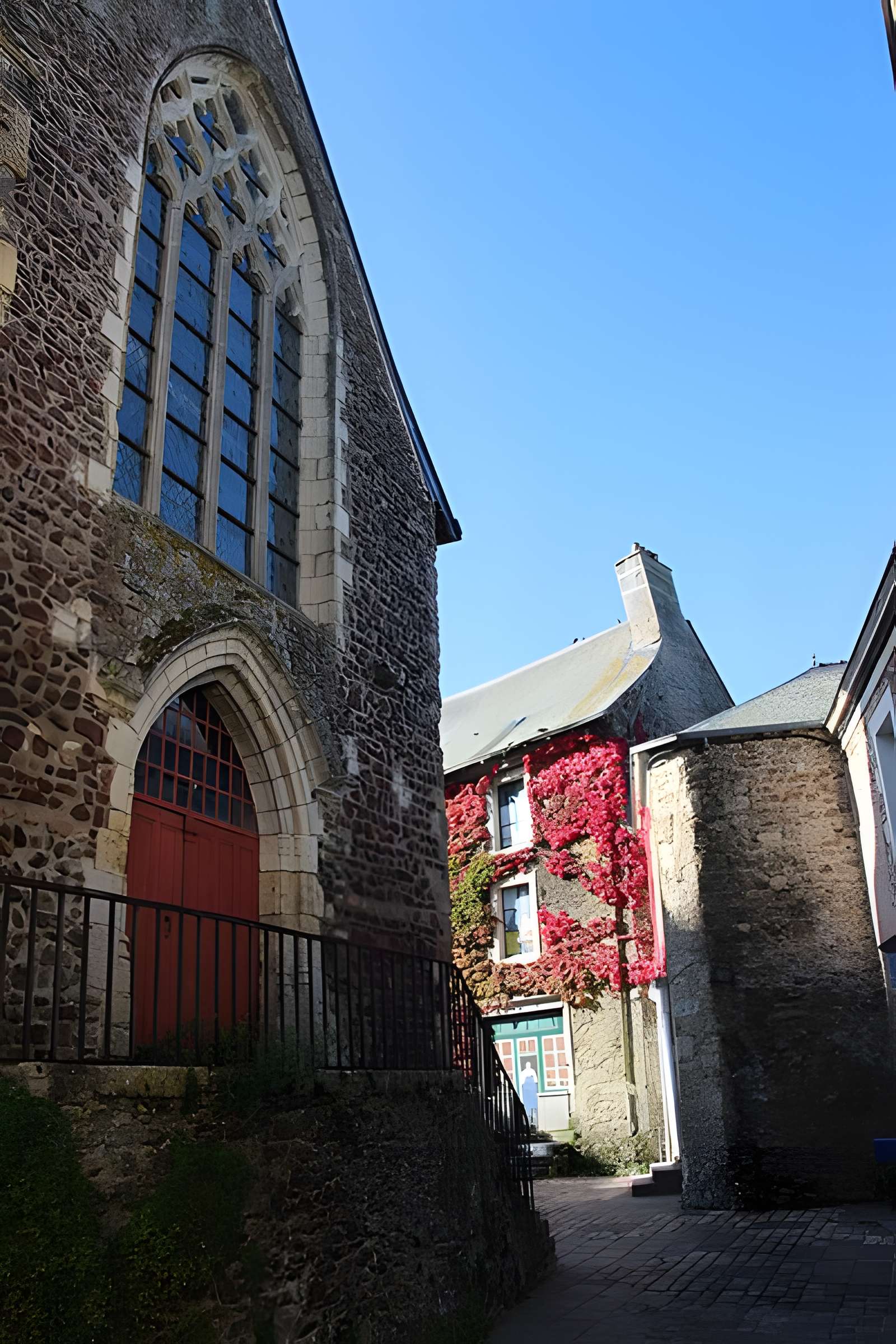 Église Saint-Denis de Saint-Denis-d'Anjou