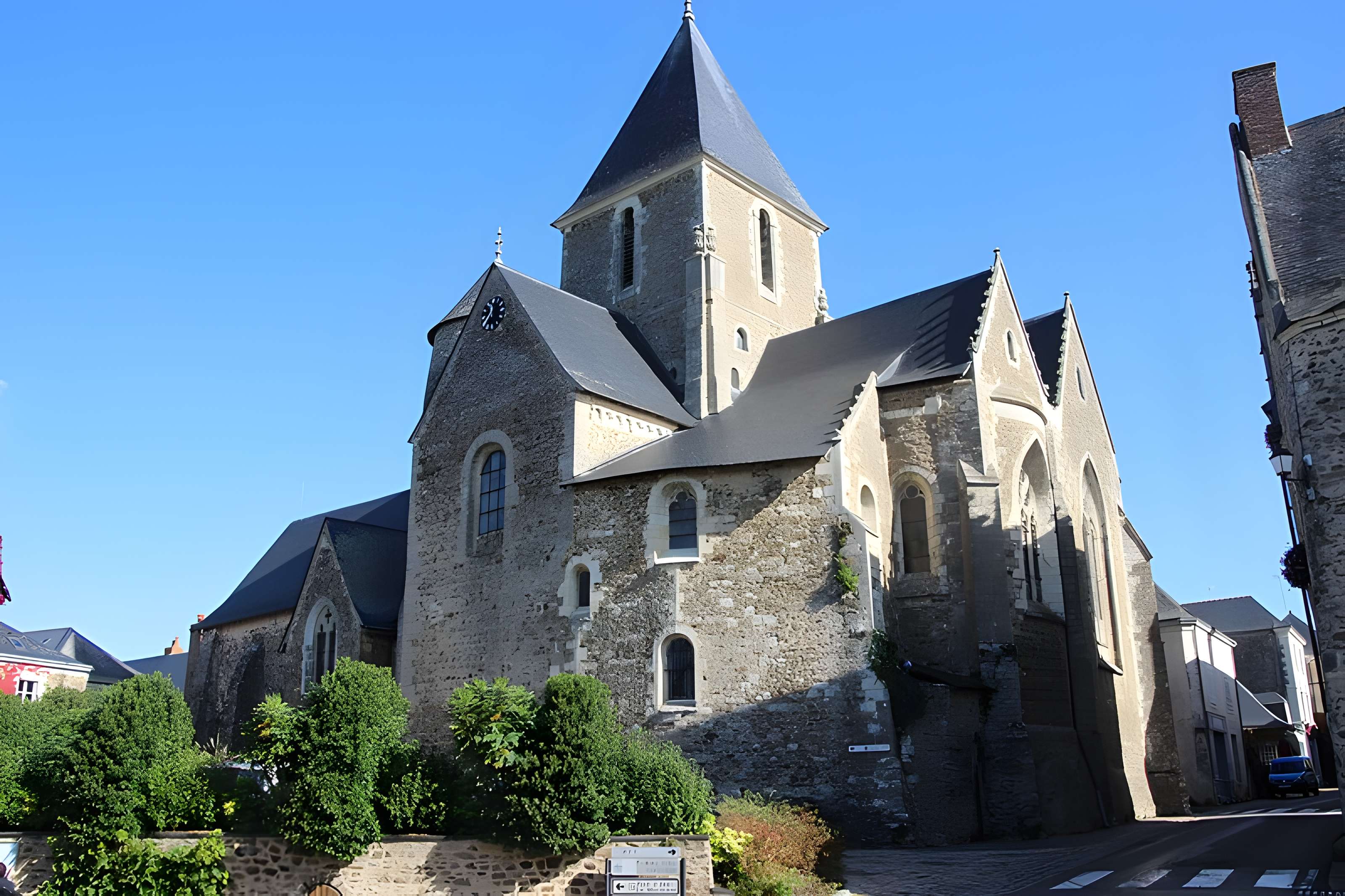 Église Saint-Denis de Saint-Denis-d'Anjou