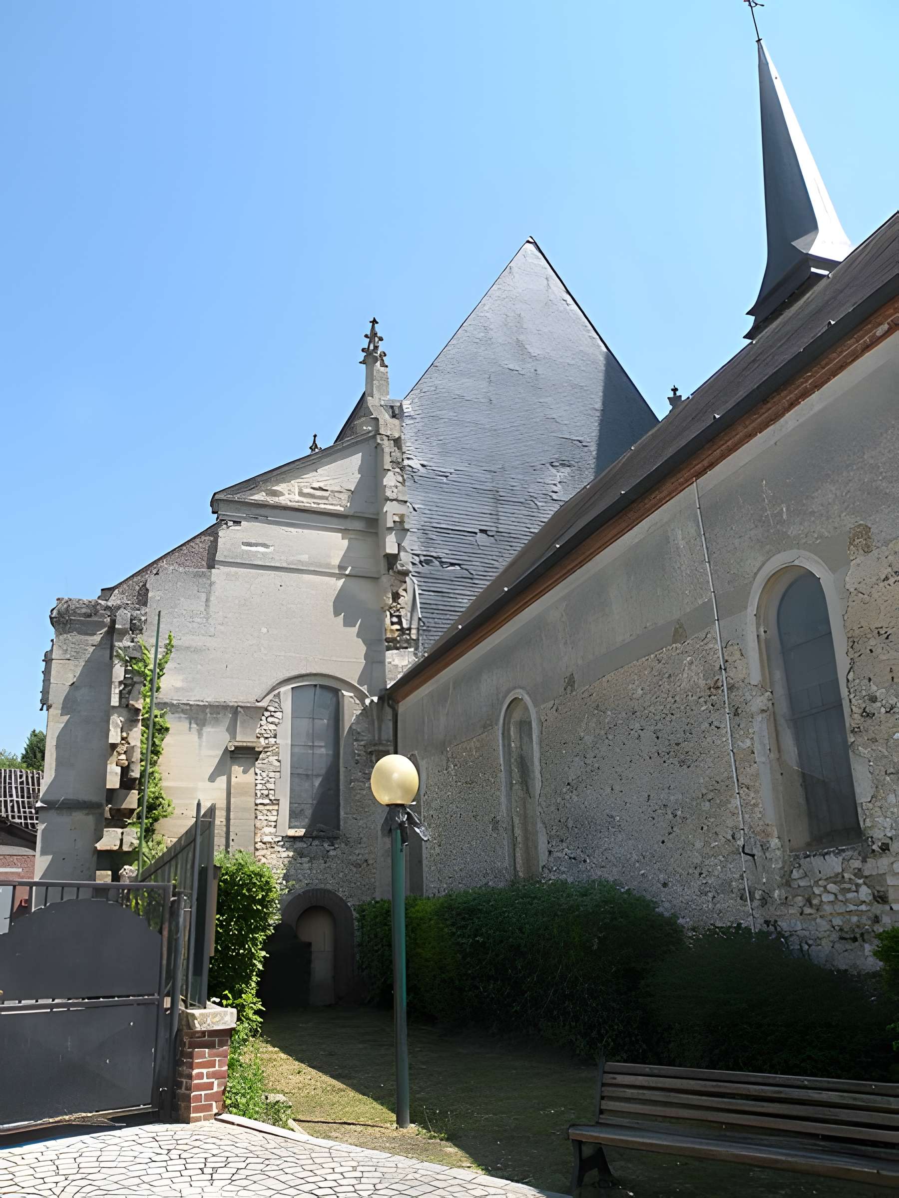 Église Saint-Denis de Sérifontaine