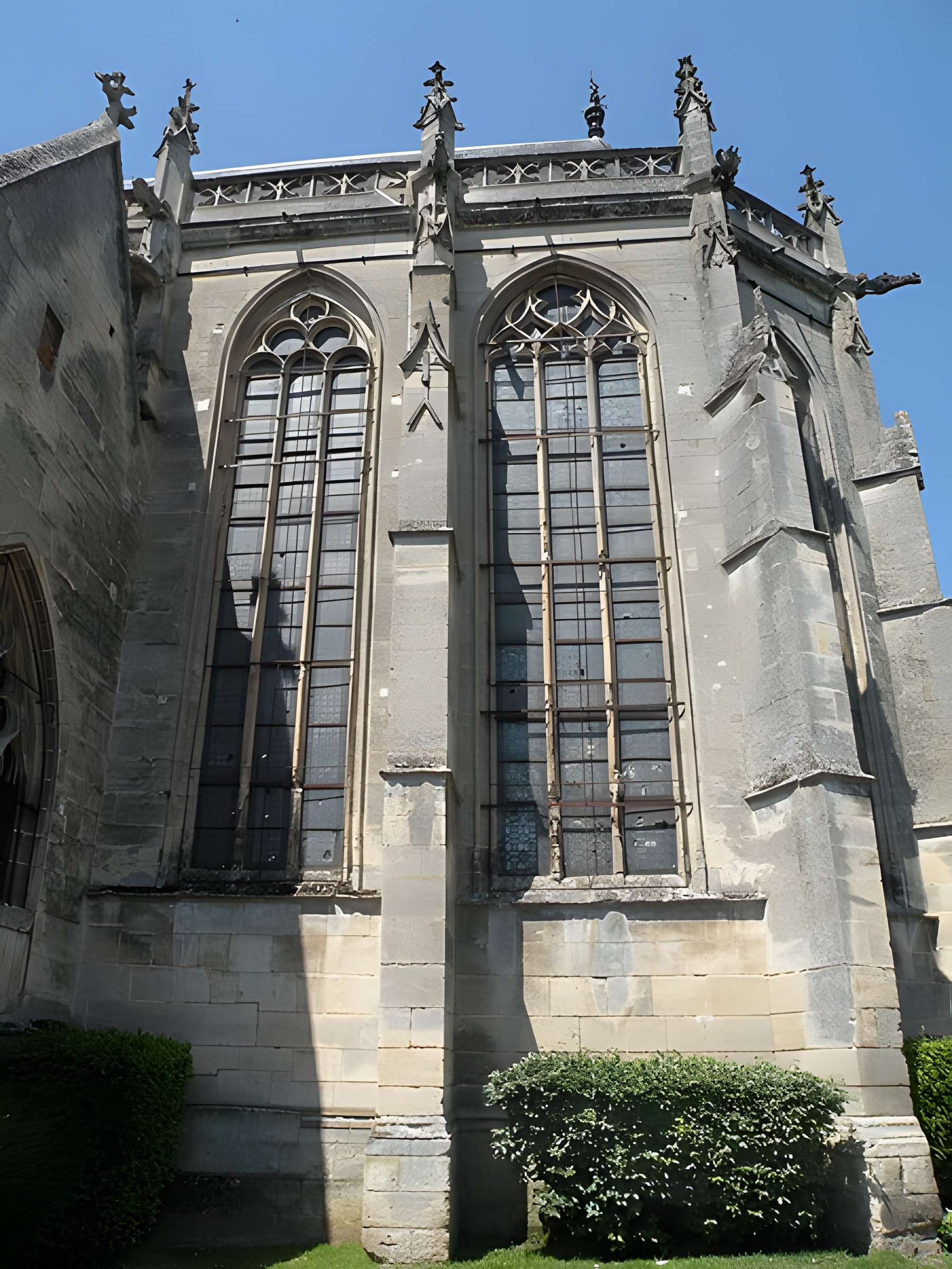 Église Saint-Denis de Sérifontaine