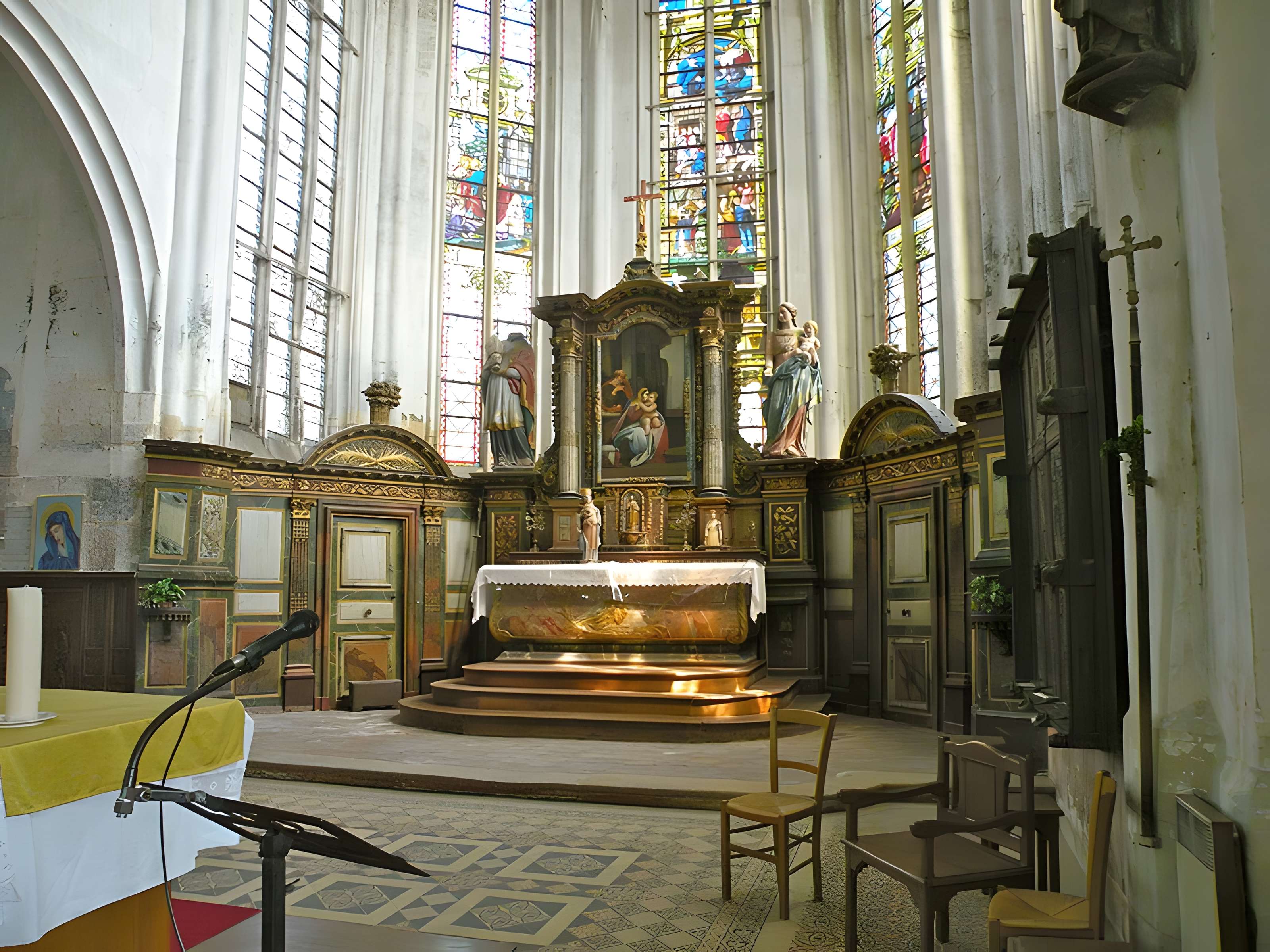 Église Saint-Denis de Sérifontaine