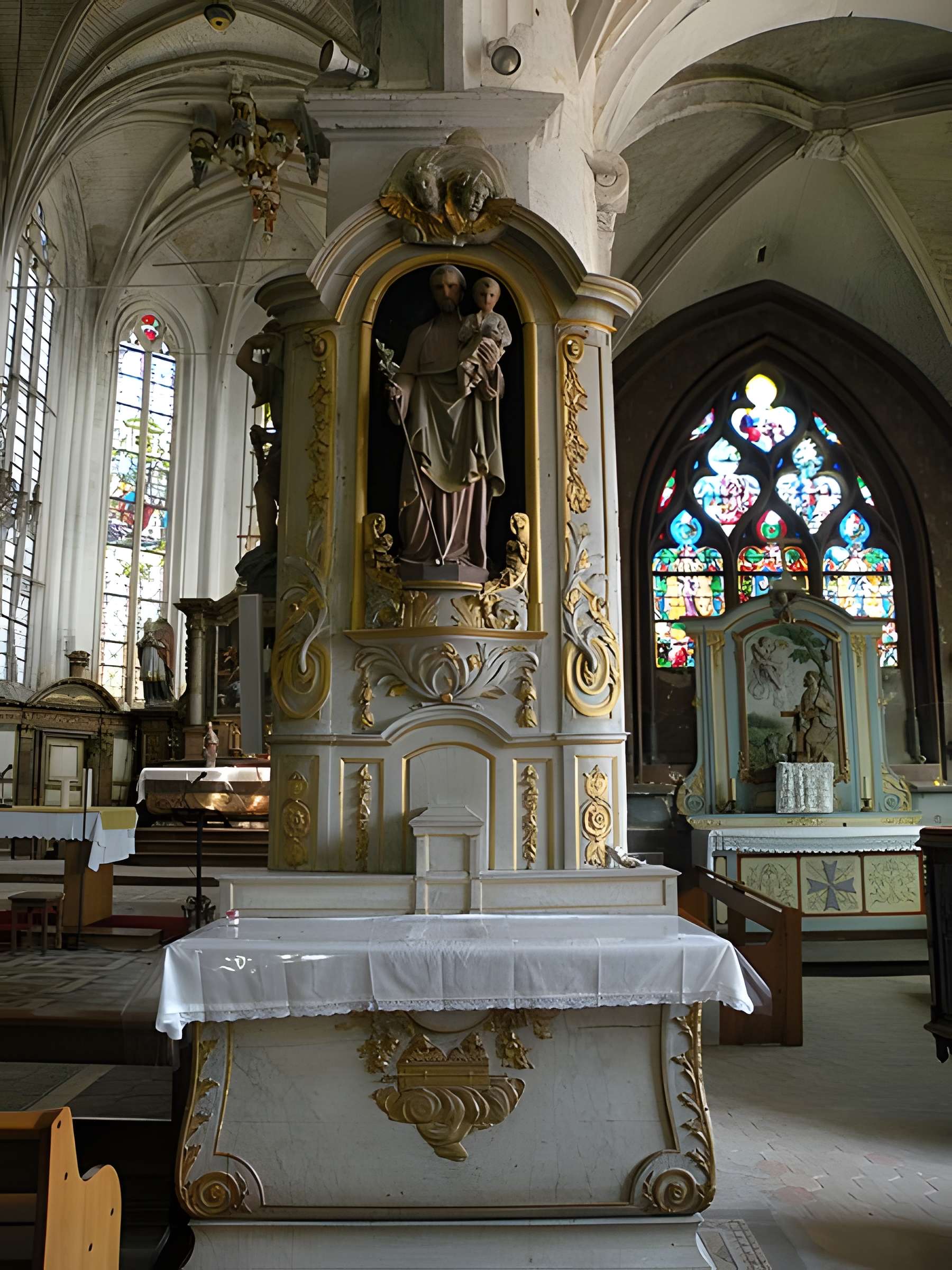 Église Saint-Denis de Sérifontaine