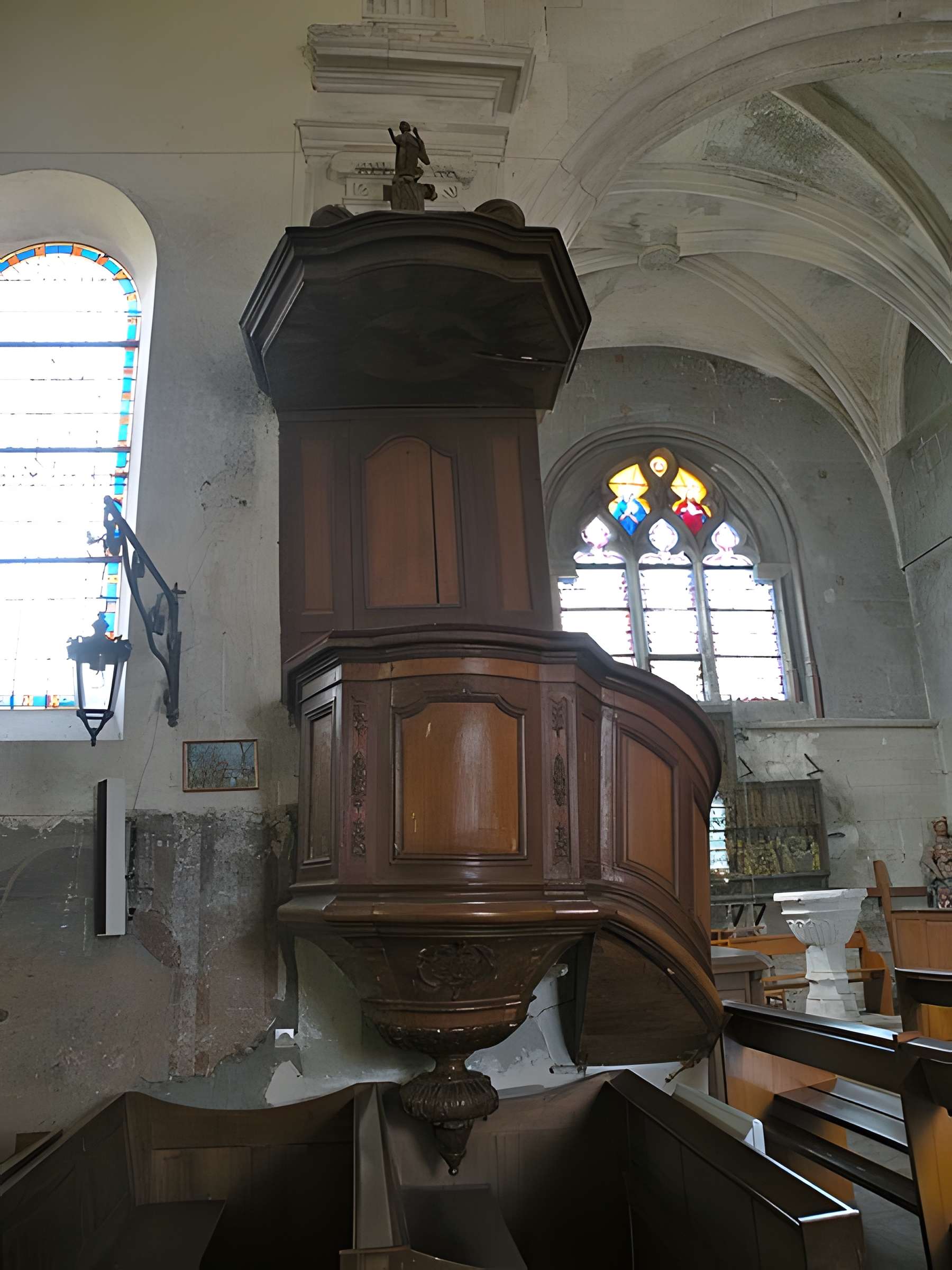 Église Saint-Denis de Sérifontaine