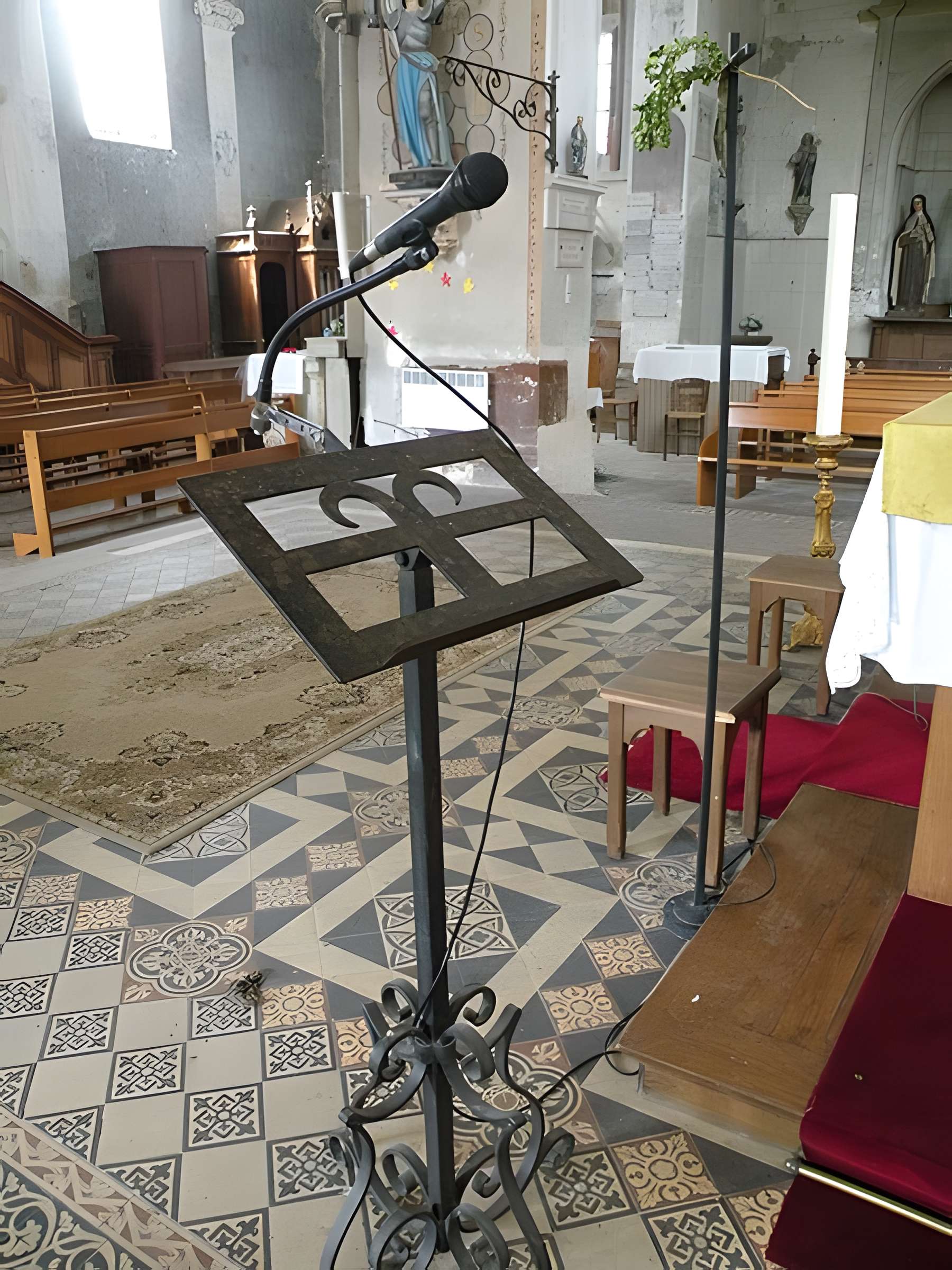 Église Saint-Denis de Sérifontaine