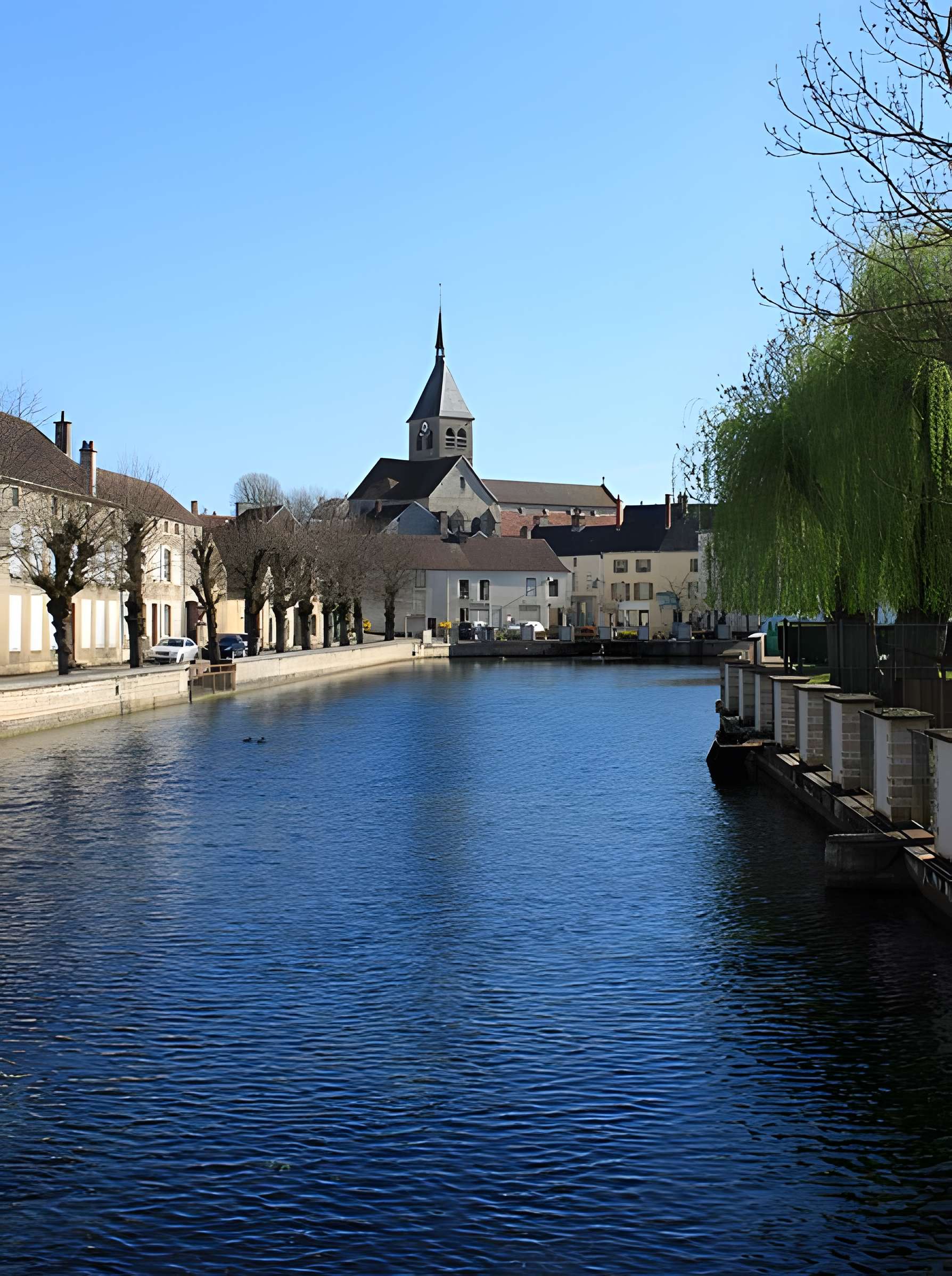 Église Saint-Didier de Laignes