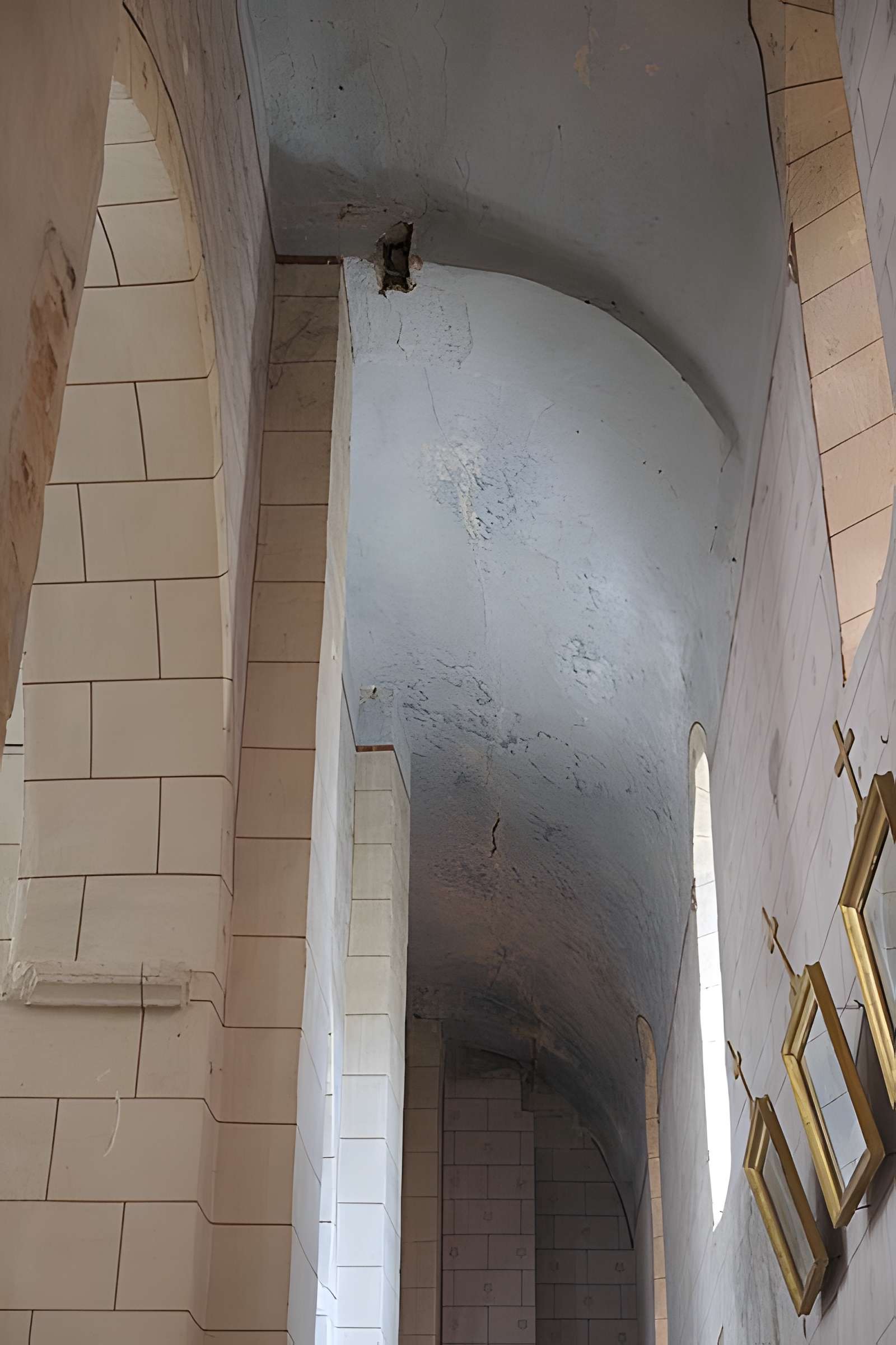 Église Sainte-Agathe de Ris