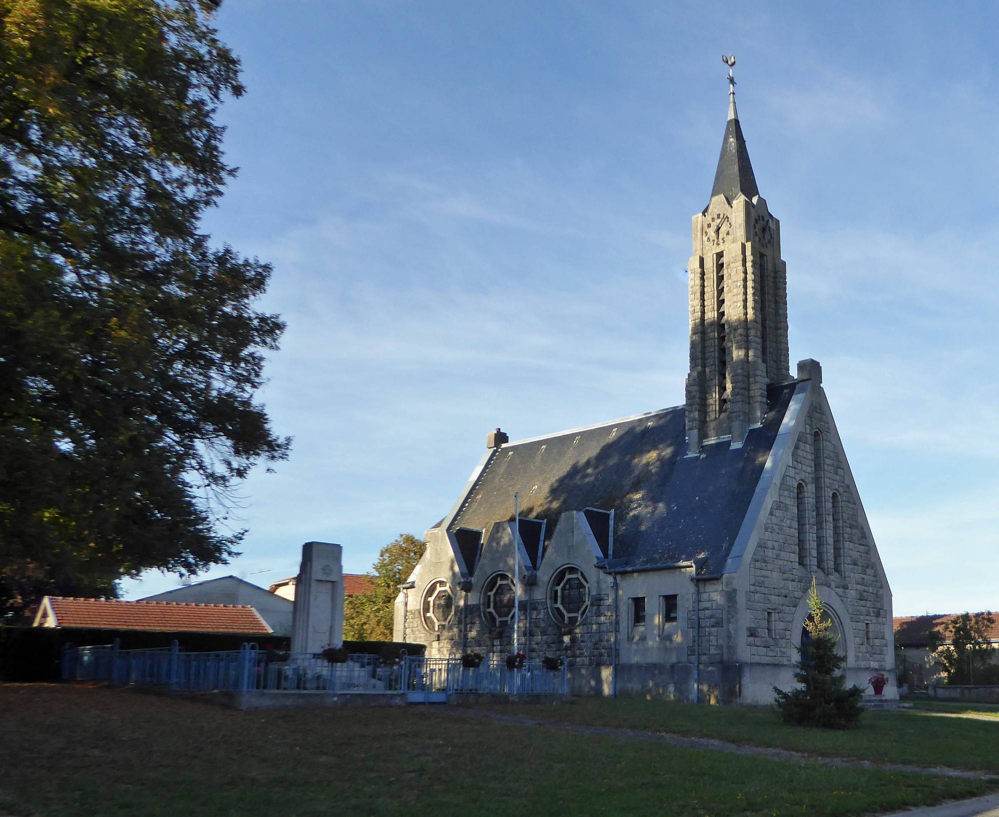 Photo de Kirche von Saint Remi von Xivray und Marvoisin