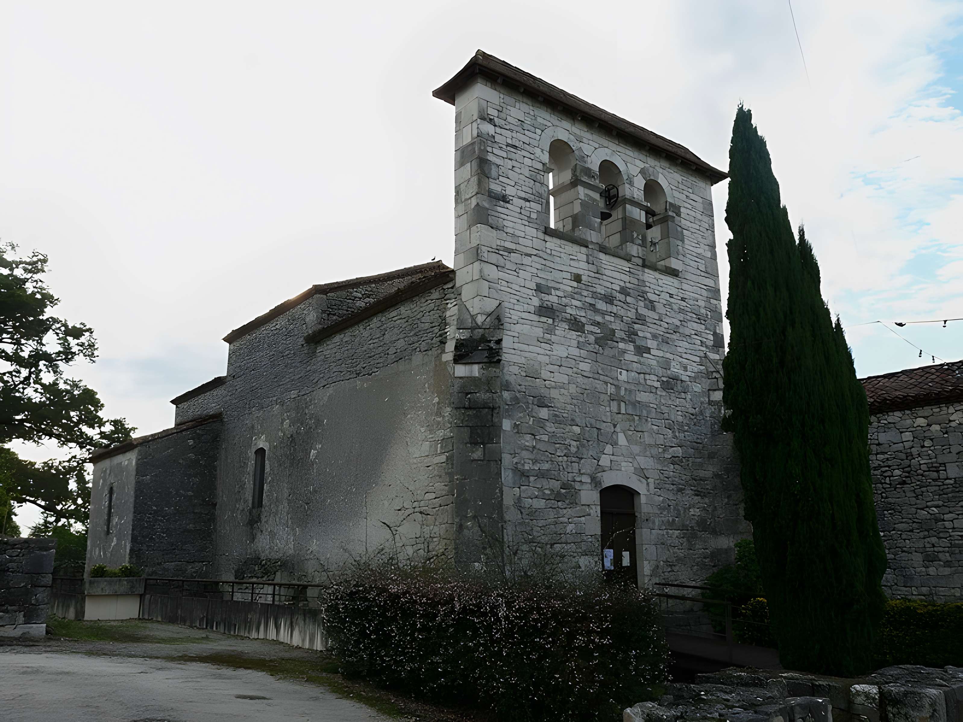 Église Sainte-Anne de Sadillac