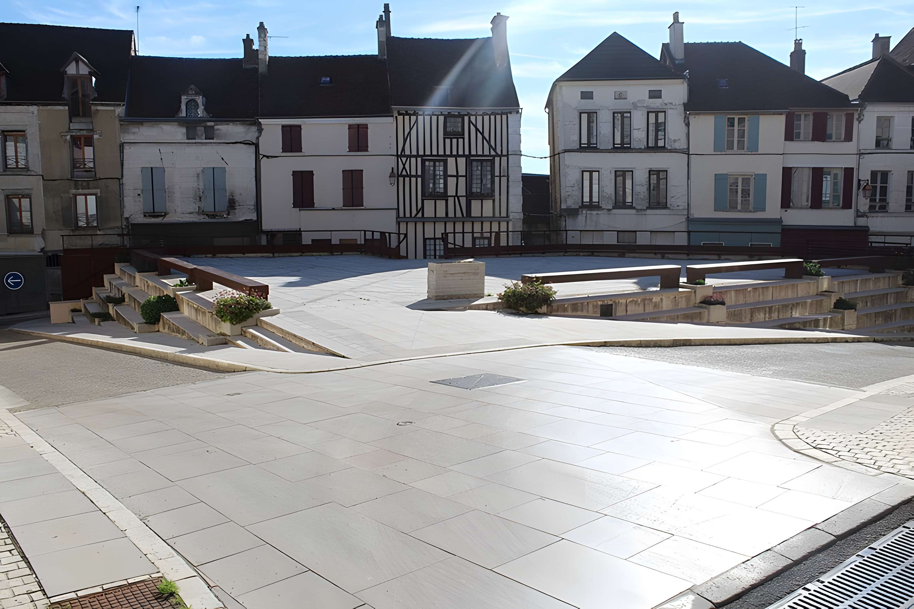 Église Sainte-Catherine de Tonnerre