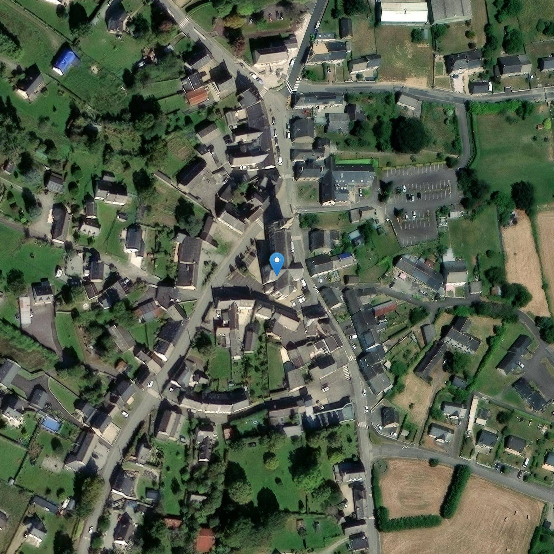 Photo de 圣皮埃尔和圣保罗教堂