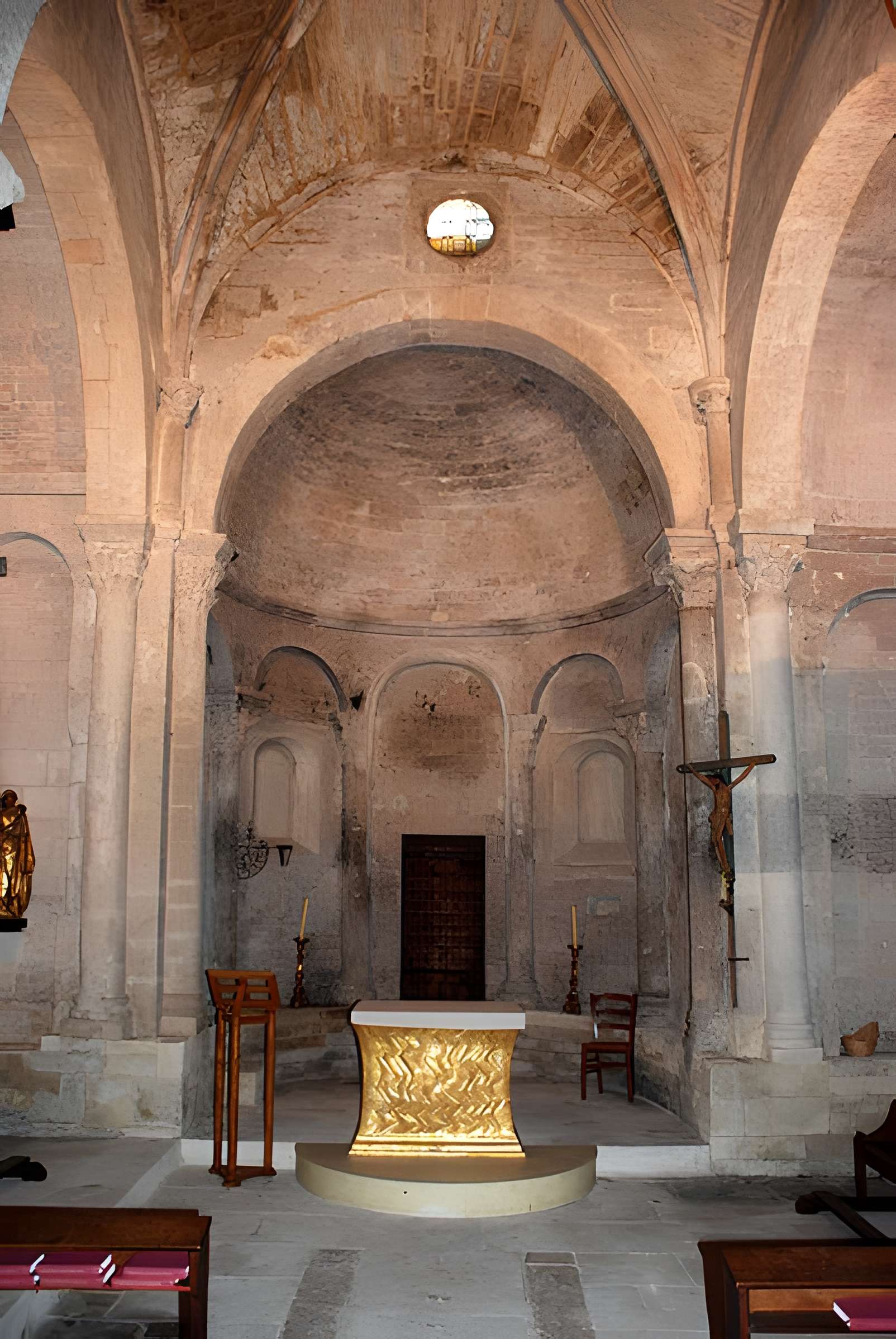 Église Sainte-Croix de La Baume-de-Transit