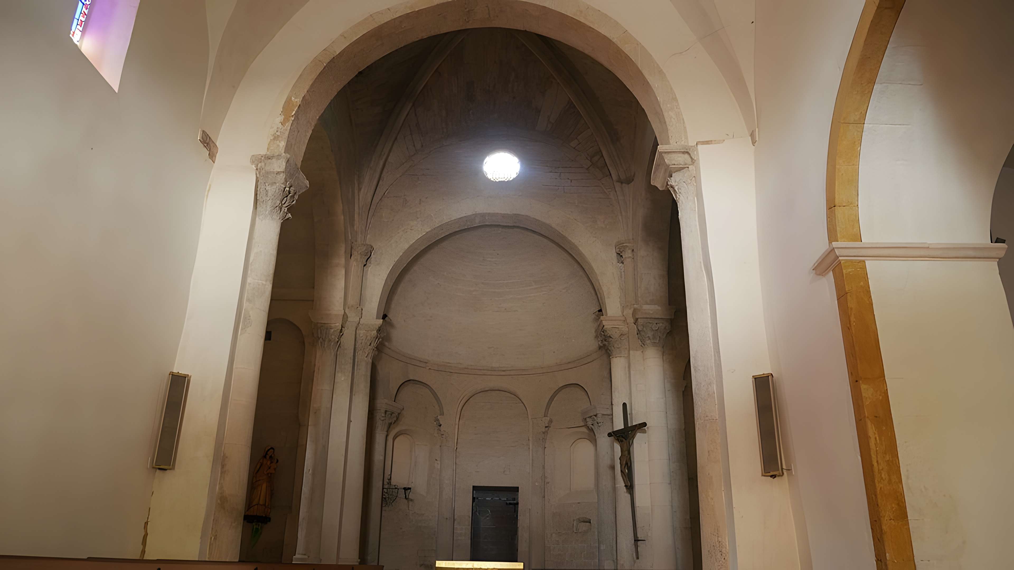 Église Sainte-Croix de La Baume-de-Transit