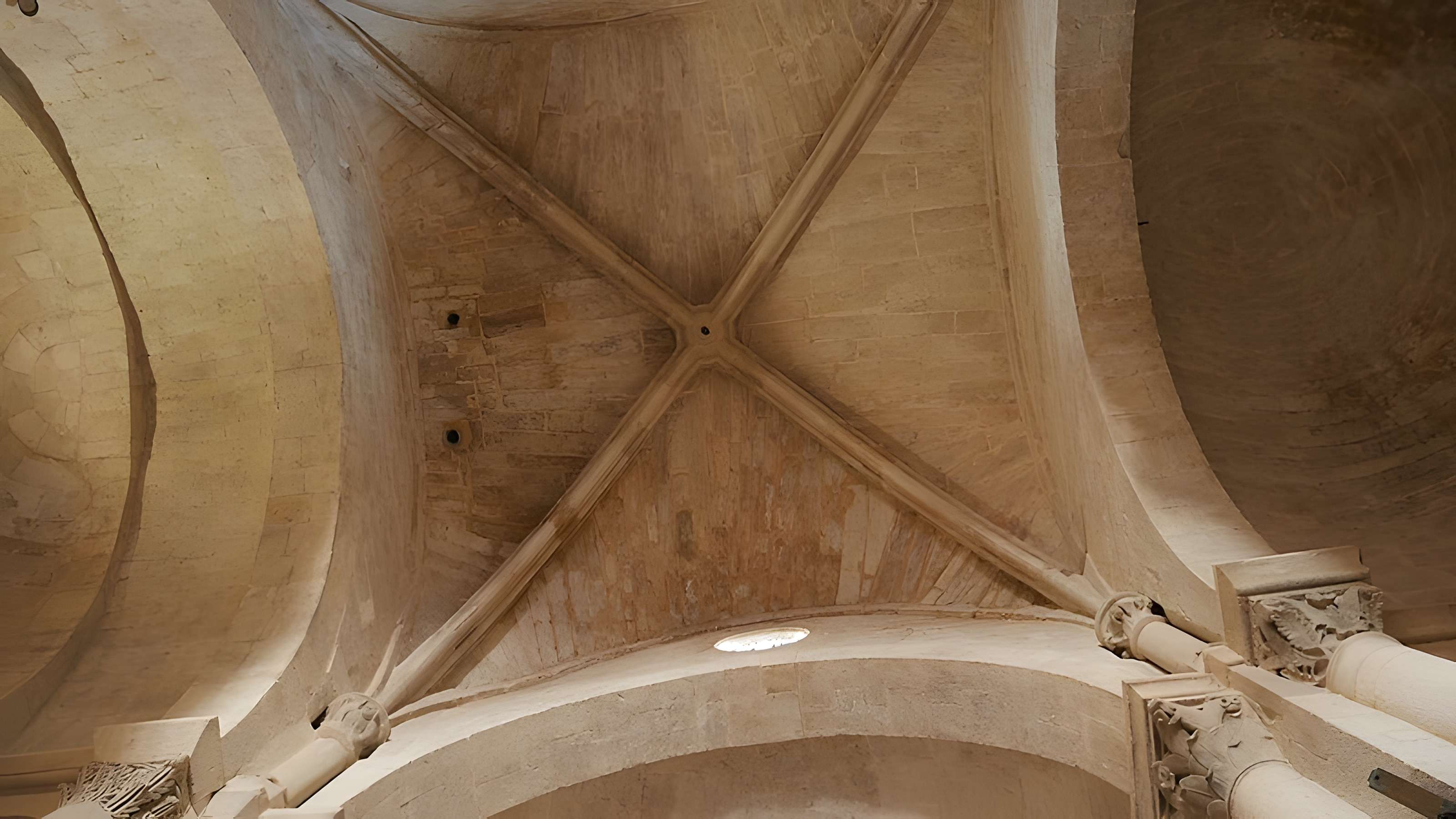 Église Sainte-Croix de La Baume-de-Transit