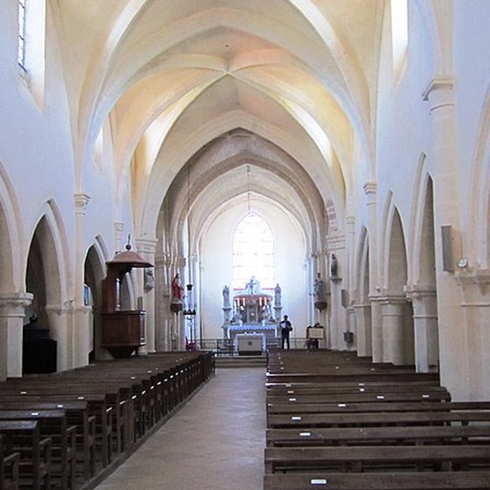 Photo de Église Sainte-Croix de Molesme