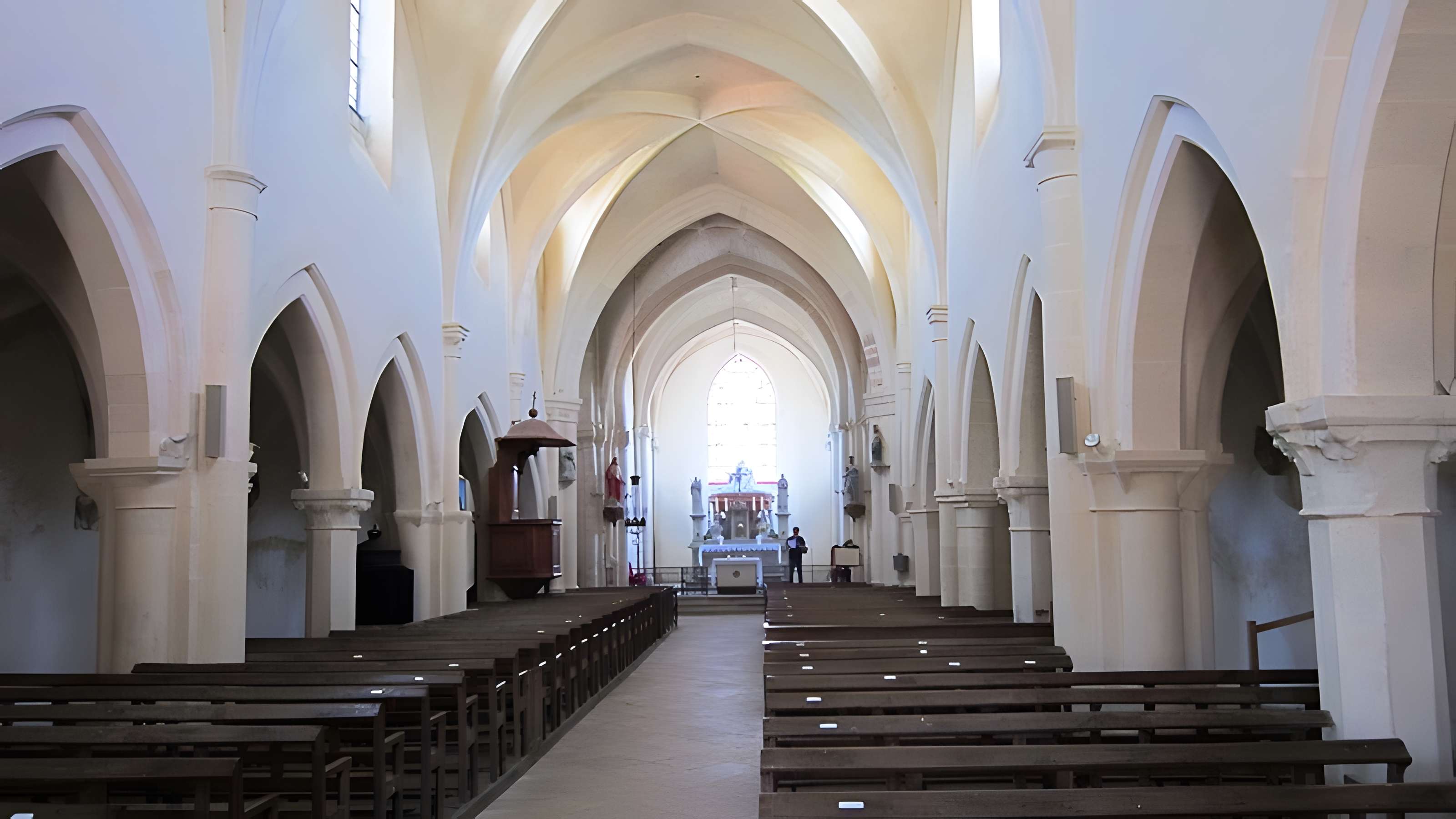 Église Sainte-Croix de Molesme