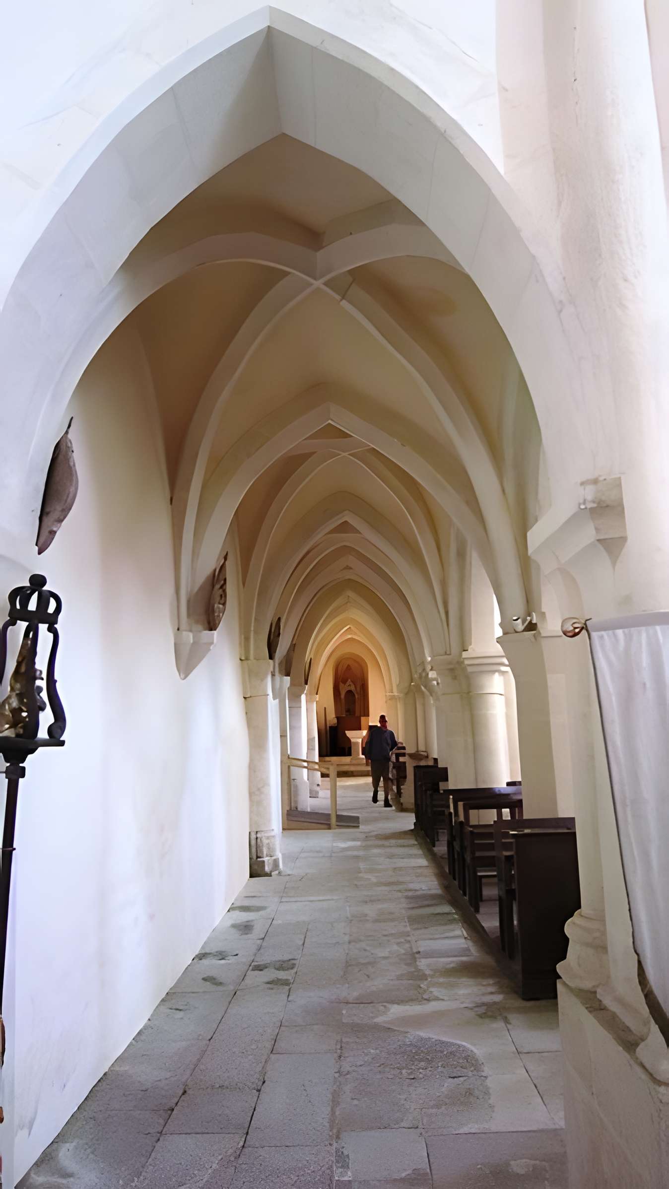 Église Sainte-Croix de Molesme