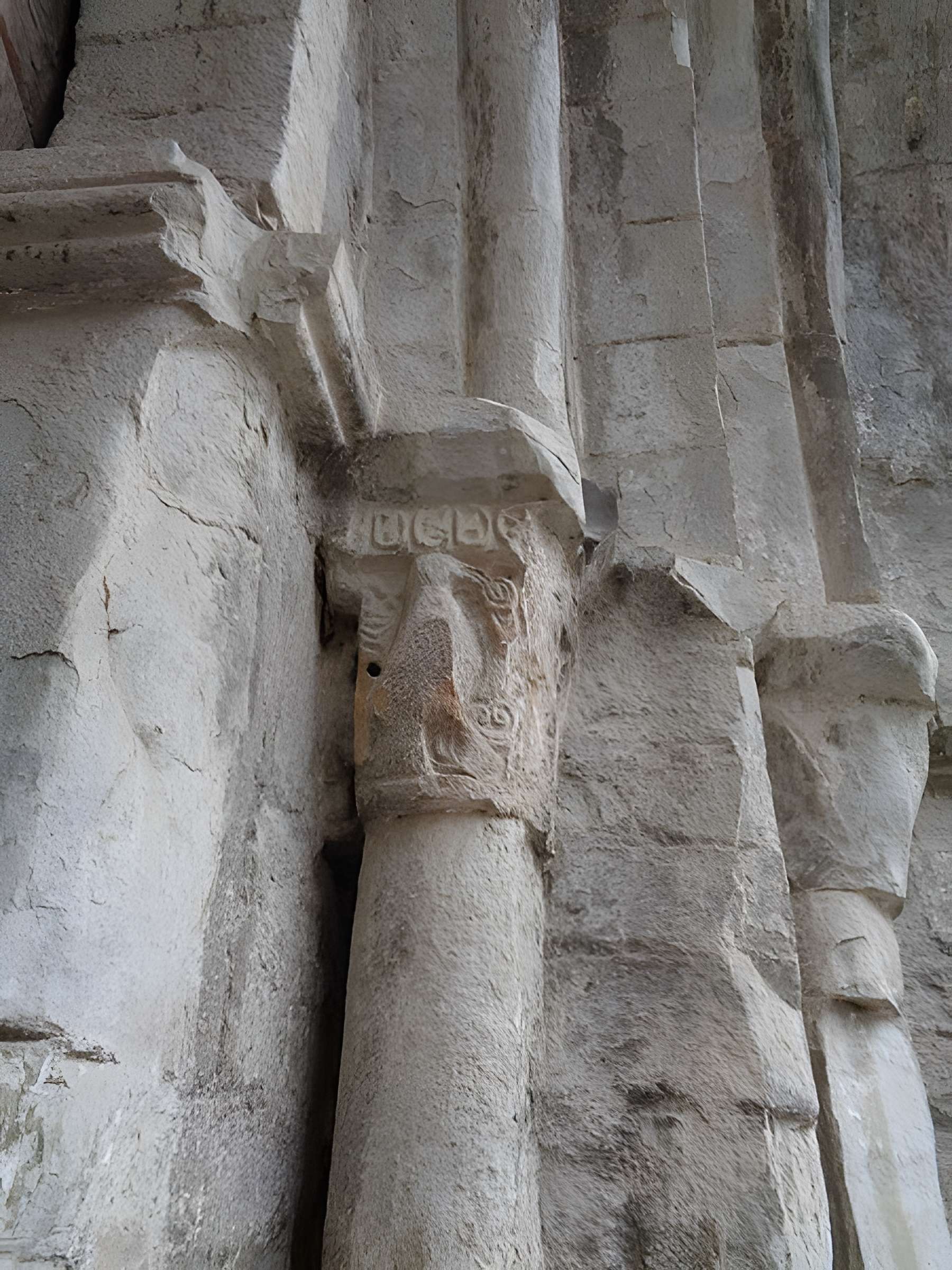 Église Sainte-Croix de Oloron-Sainte-Marie