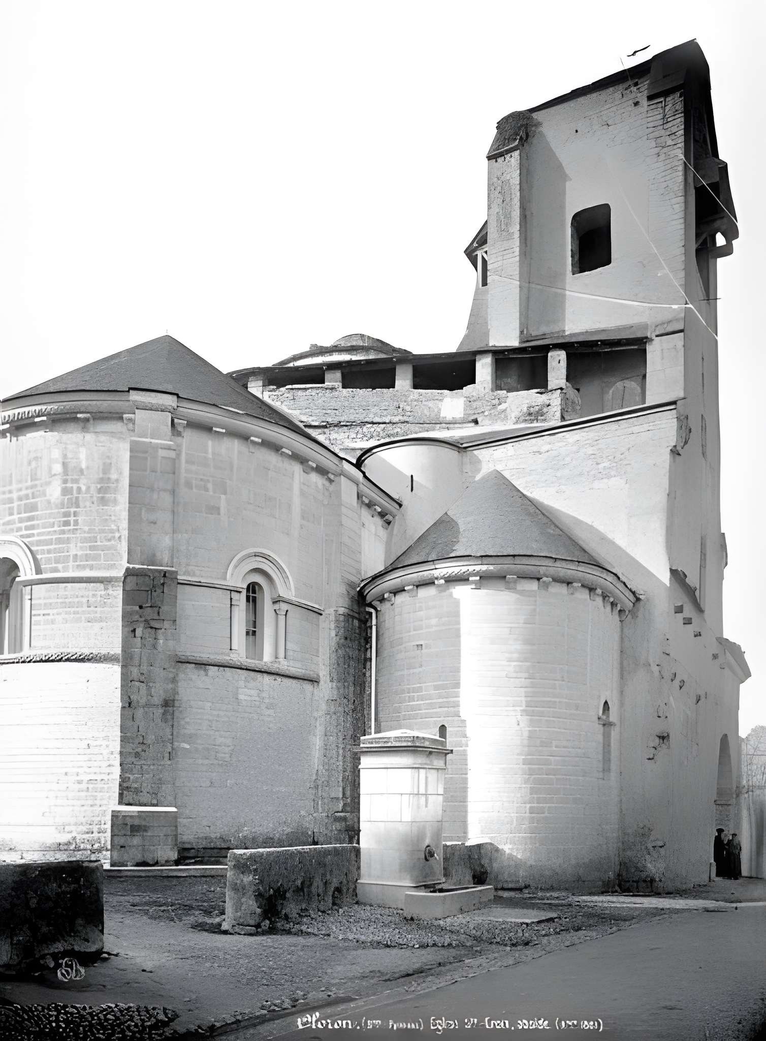 Église Sainte-Croix de Oloron-Sainte-Marie