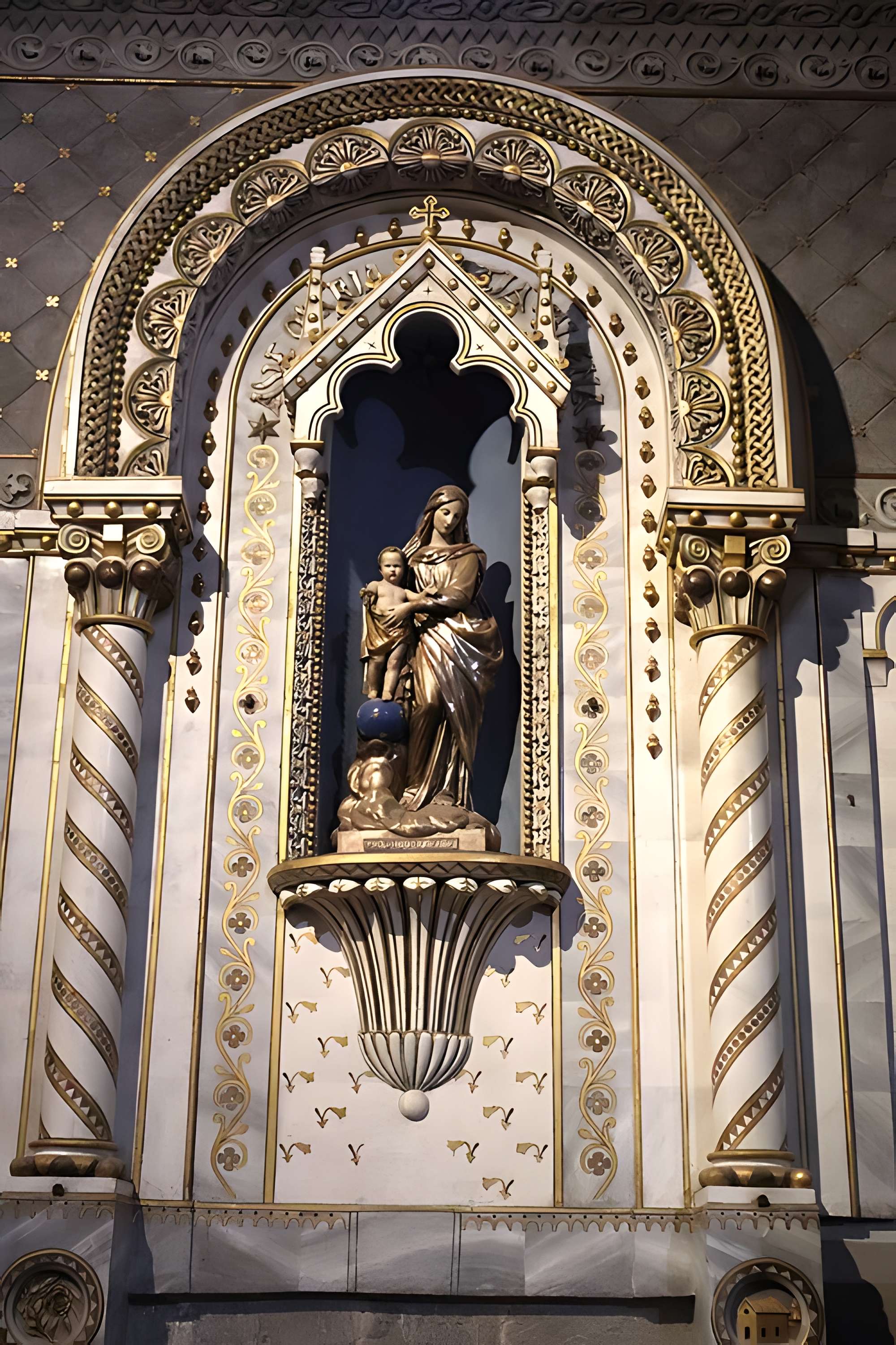 Église Sainte-Croix de Oloron-Sainte-Marie