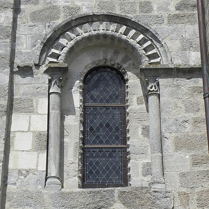 Photo de Église Sainte-Croix de Parthenay