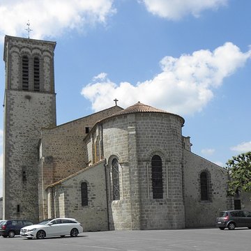 eglise sainte croix de parthenay