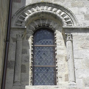 Église Sainte-Croix de Parthenay