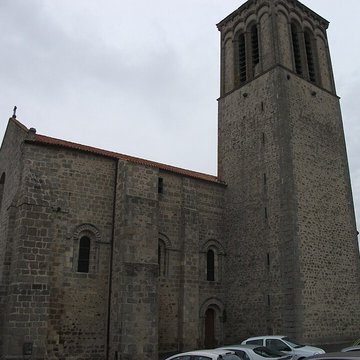 Église Sainte-Croix de Parthenay