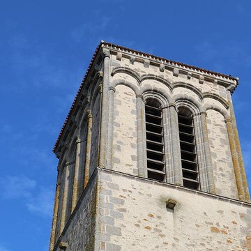Église Sainte-Croix de Parthenay