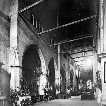 Église Sainte-Croix de Saint-Pourçain-sur-Sioule