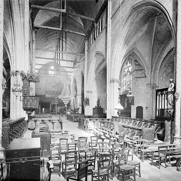 Église Sainte-Croix de Saint-Pourçain-sur-Sioule