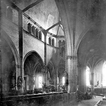 Église Sainte-Croix de Saint-Pourçain-sur-Sioule