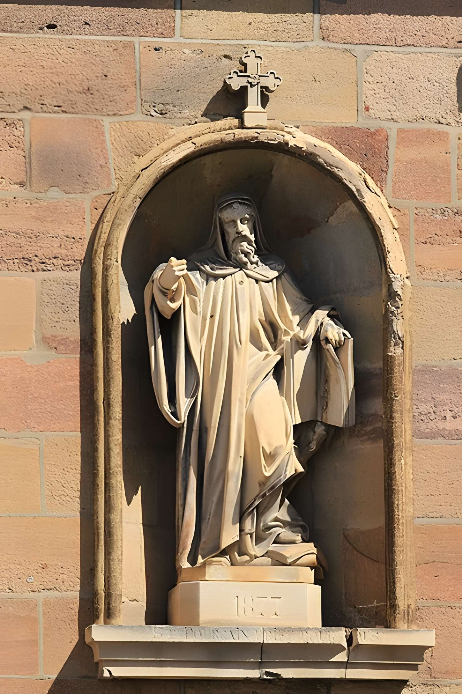 Église Sainte-Croix de Saint-Pourçain-sur-Sioule