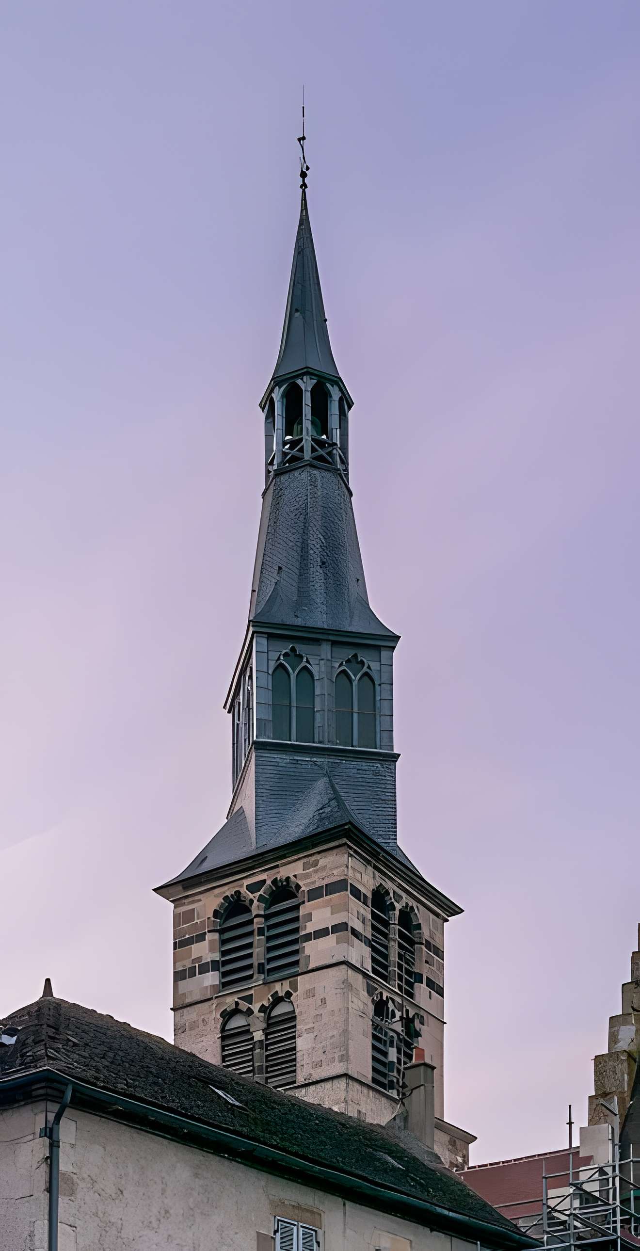 Église Sainte-Croix de Saint-Pourçain-sur-Sioule