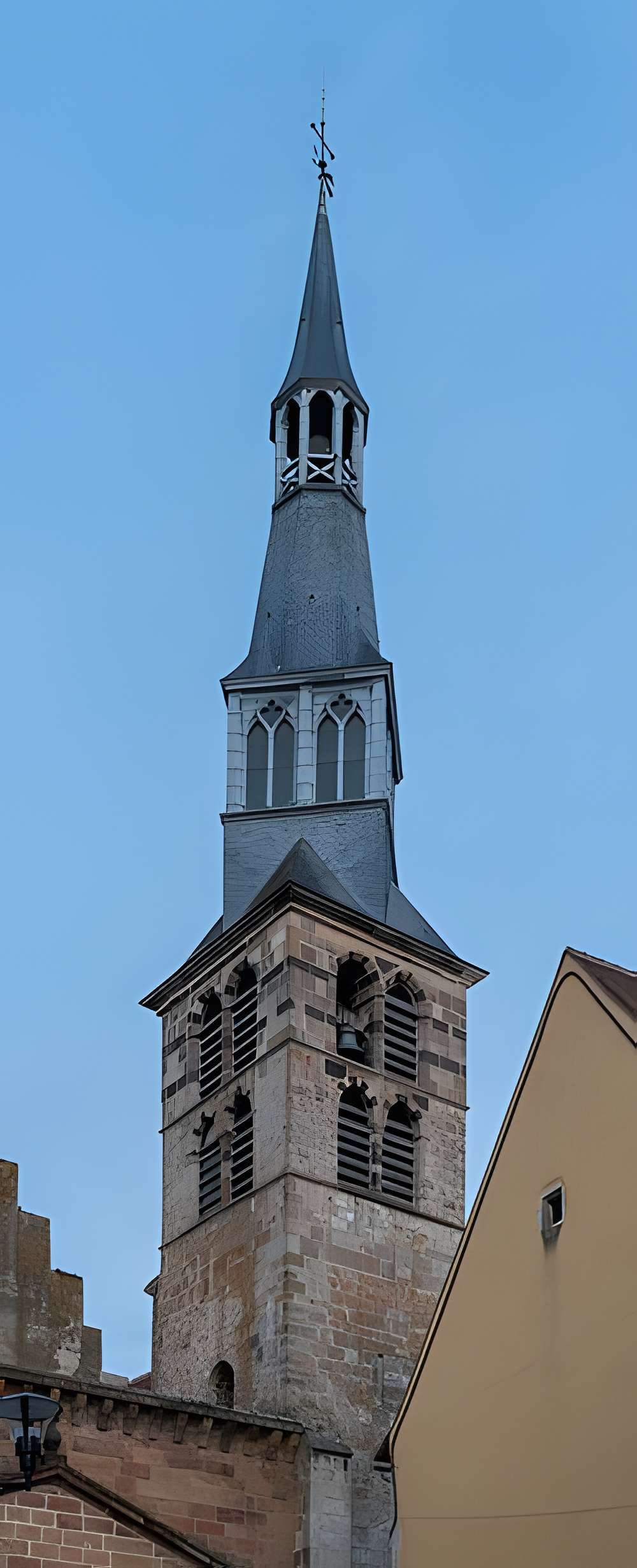 Église Sainte-Croix de Saint-Pourçain-sur-Sioule