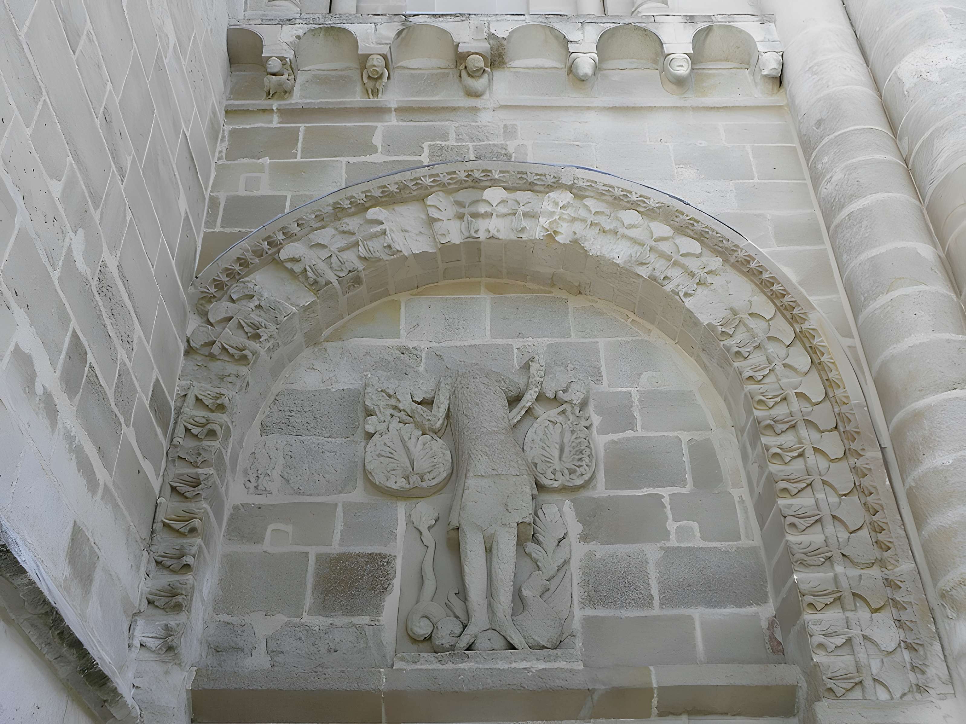 Église Sainte-Eulalie de Benet