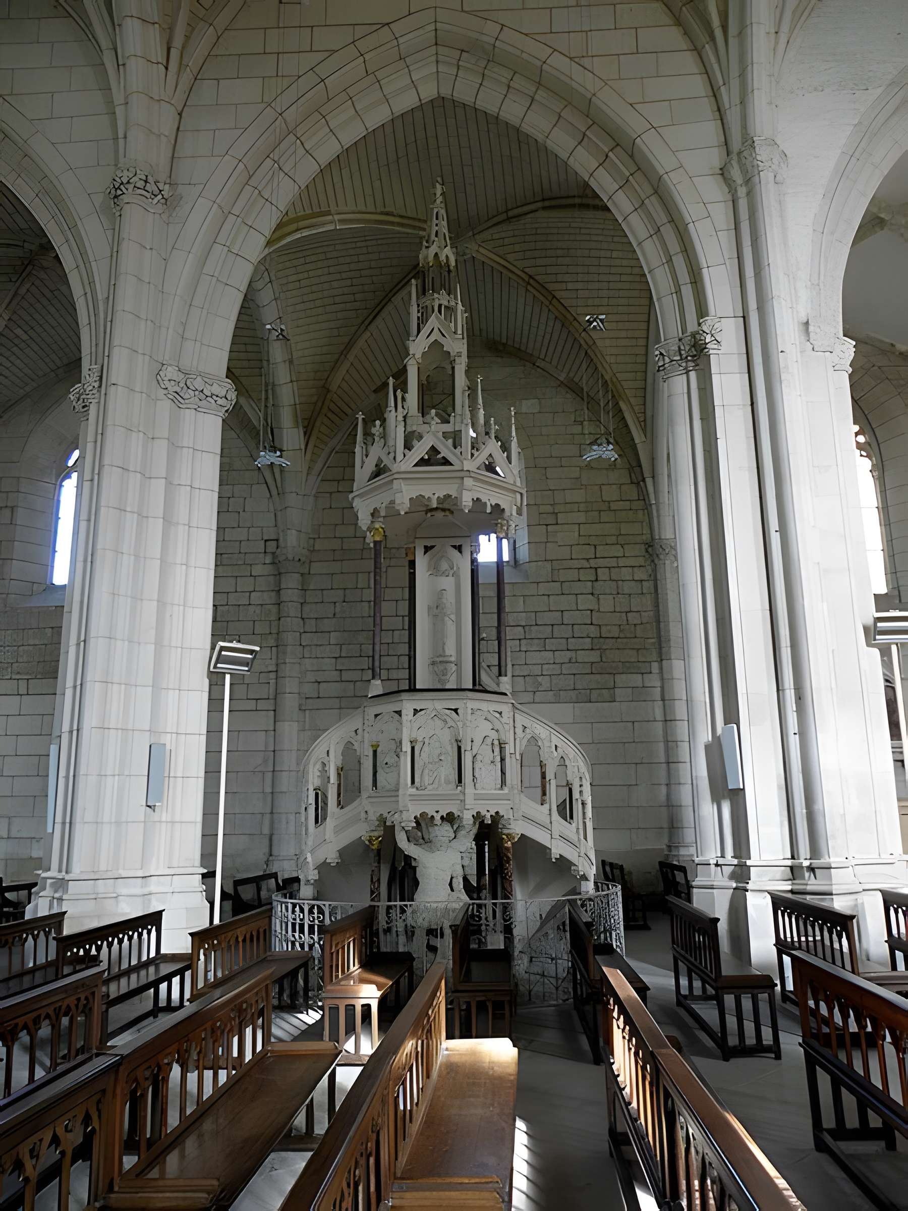 Église Sainte-Eulalie de Benet