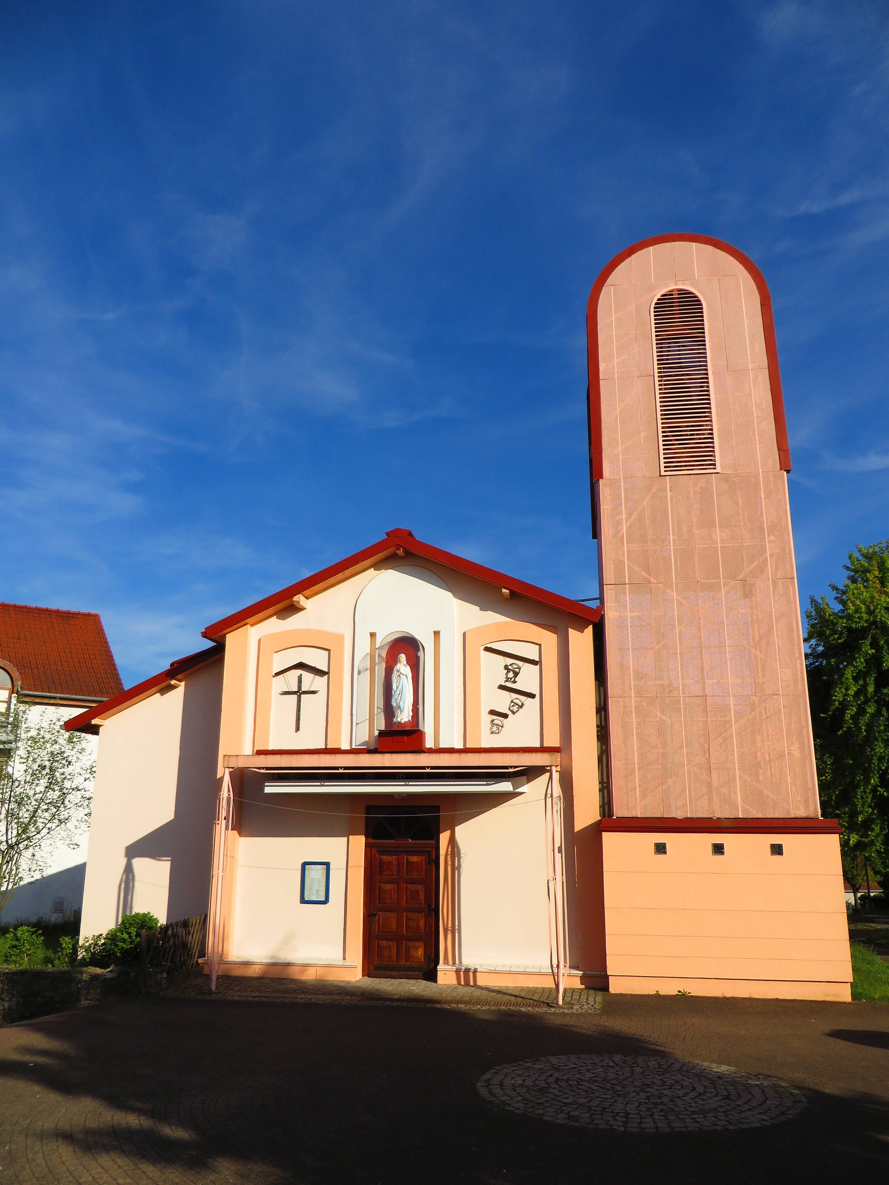 Photo de Notre-Dame-des-Houillères Chiesa di Cité Belle Roche