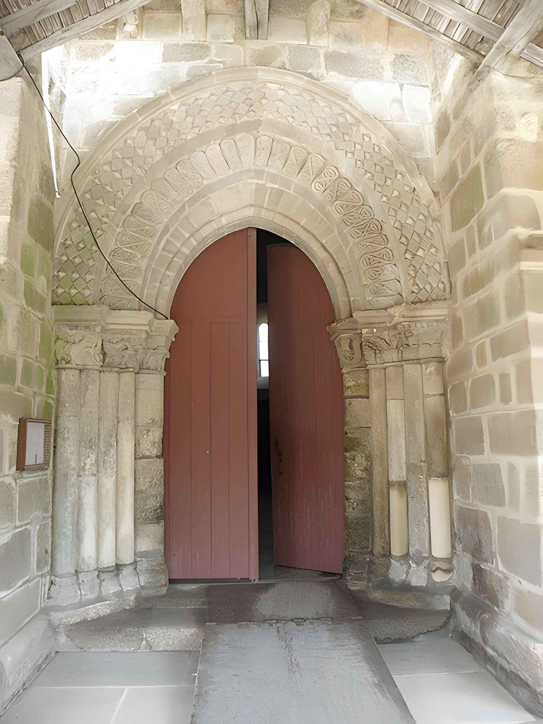 Église Sainte-Eulalie de Secondigny