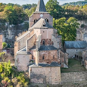 Église Sainte-Fauste de Bozouls