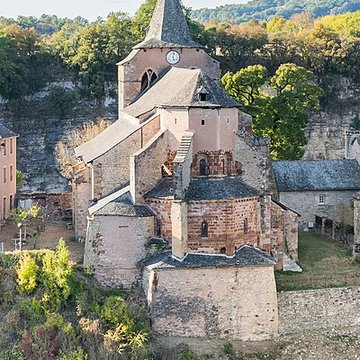 Église Sainte-Fauste de Bozouls