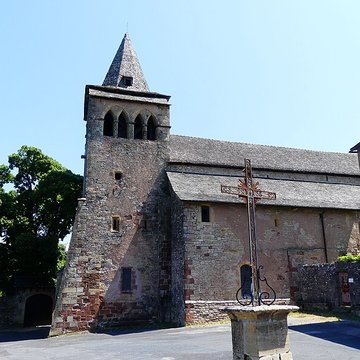 Église Sainte-Fauste de Bozouls