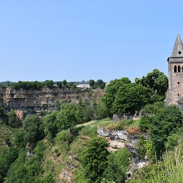 Église Sainte-Fauste de Bozouls