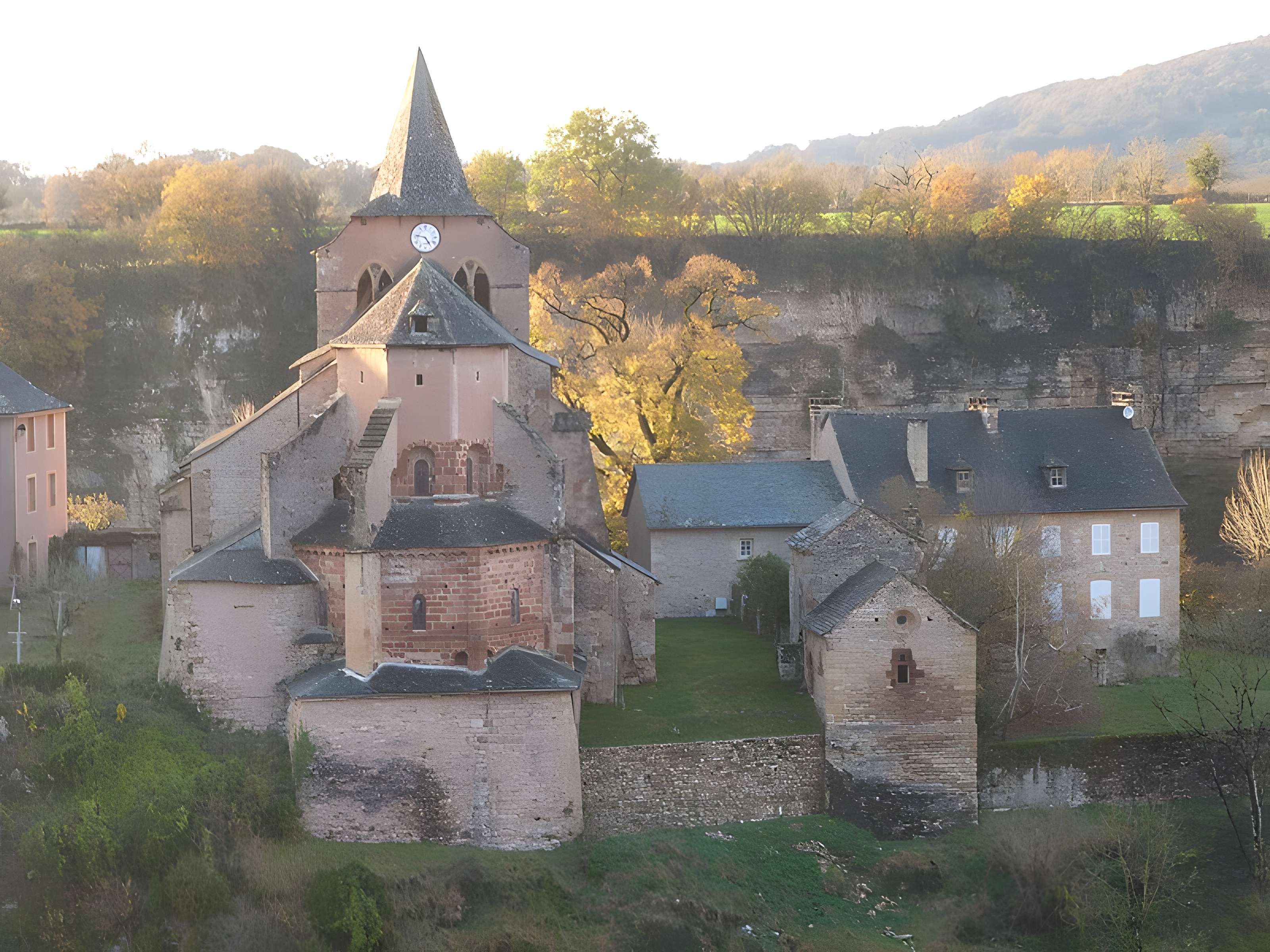 Église Sainte-Fauste de Bozouls