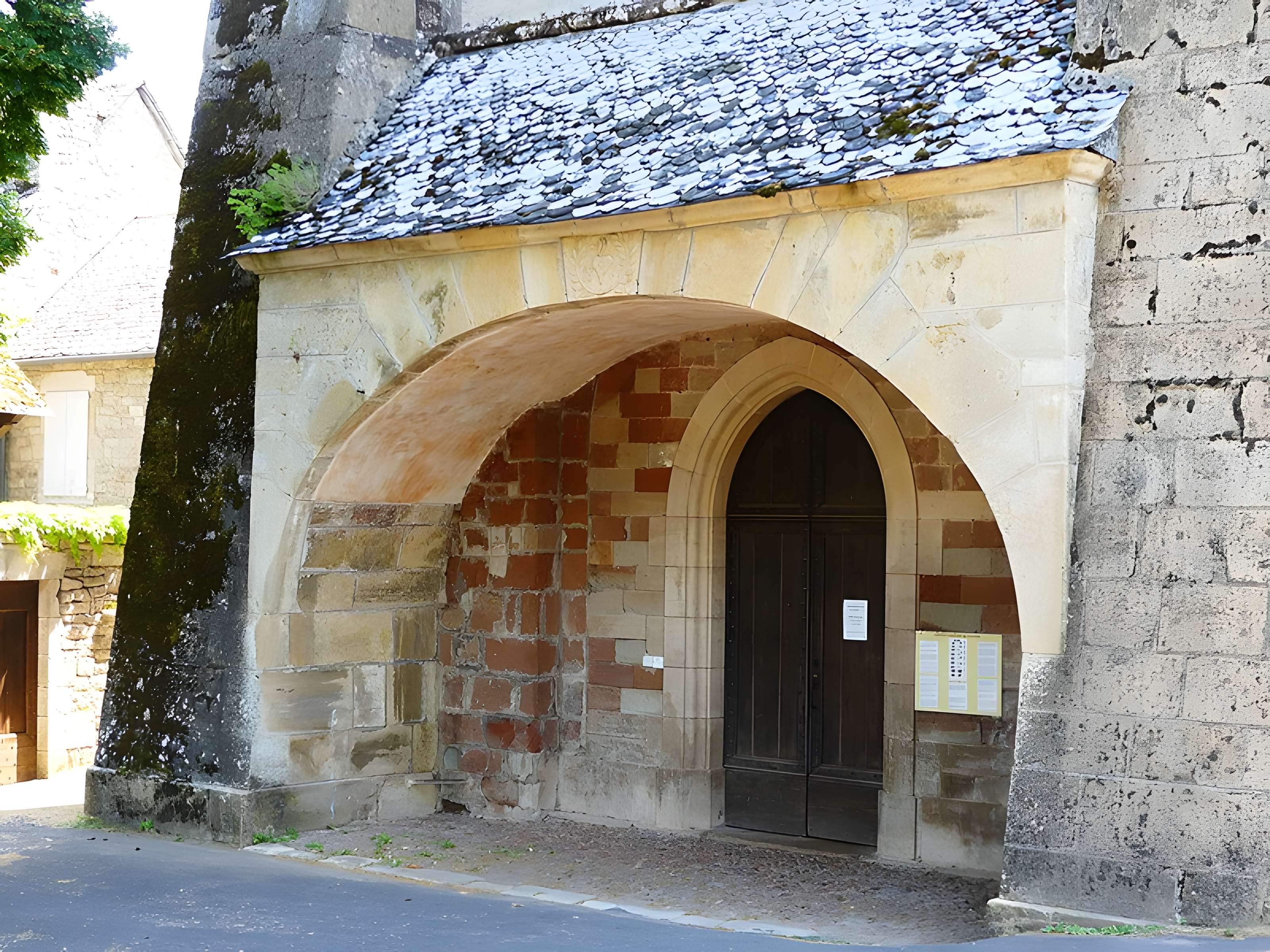 Église Sainte-Fauste de Bozouls